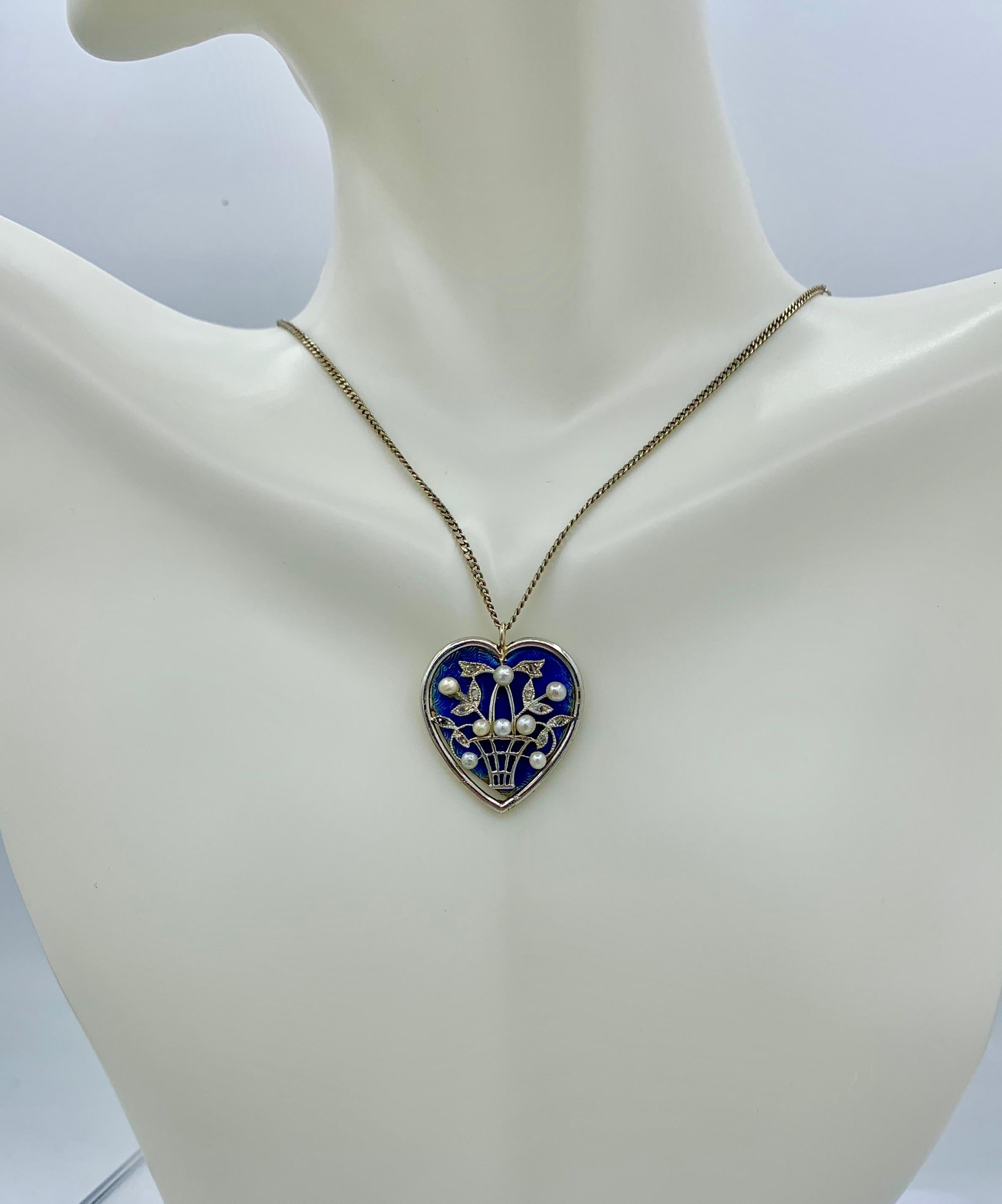 Diamant-Emaille-Halskette Herzblumenkorb Perle Weißgold viktorianisch Edwardianisch (Rosenschliff) im Angebot