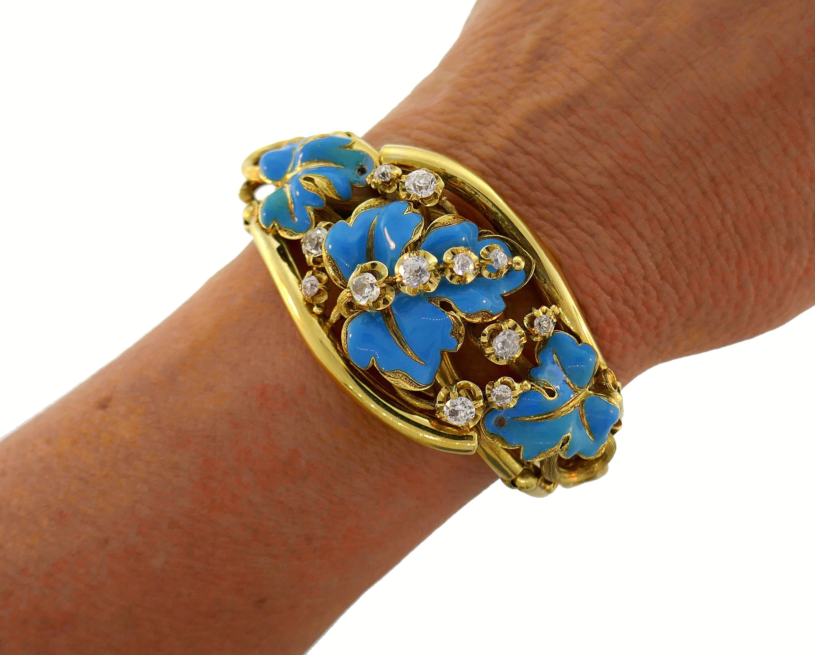 Elegant Victorian bracelet created in France in the 1900s. Colorful and wearable, the bangle is a great addition to your jewelry collection. 
Made of 18 karat yellow gold and blue enamel and set with old mine and Old European cut diamonds (J-K