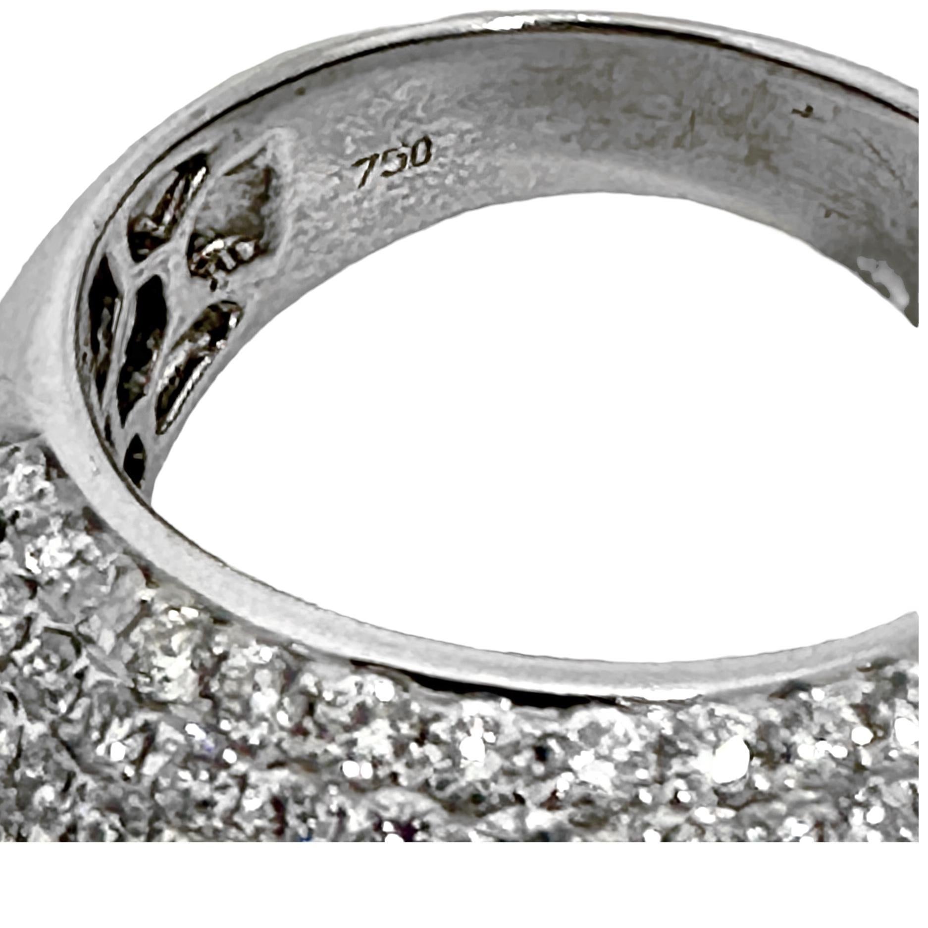 Diamantbesetzter 18K Weißgold Bomben-Kuppel-Cocktailring im Angebot 2