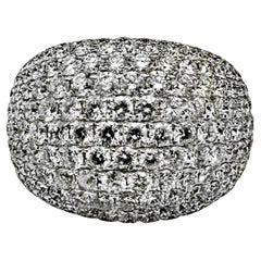 Diamantbesetzter 18K Weißgold Bomben-Kuppel-Cocktailring