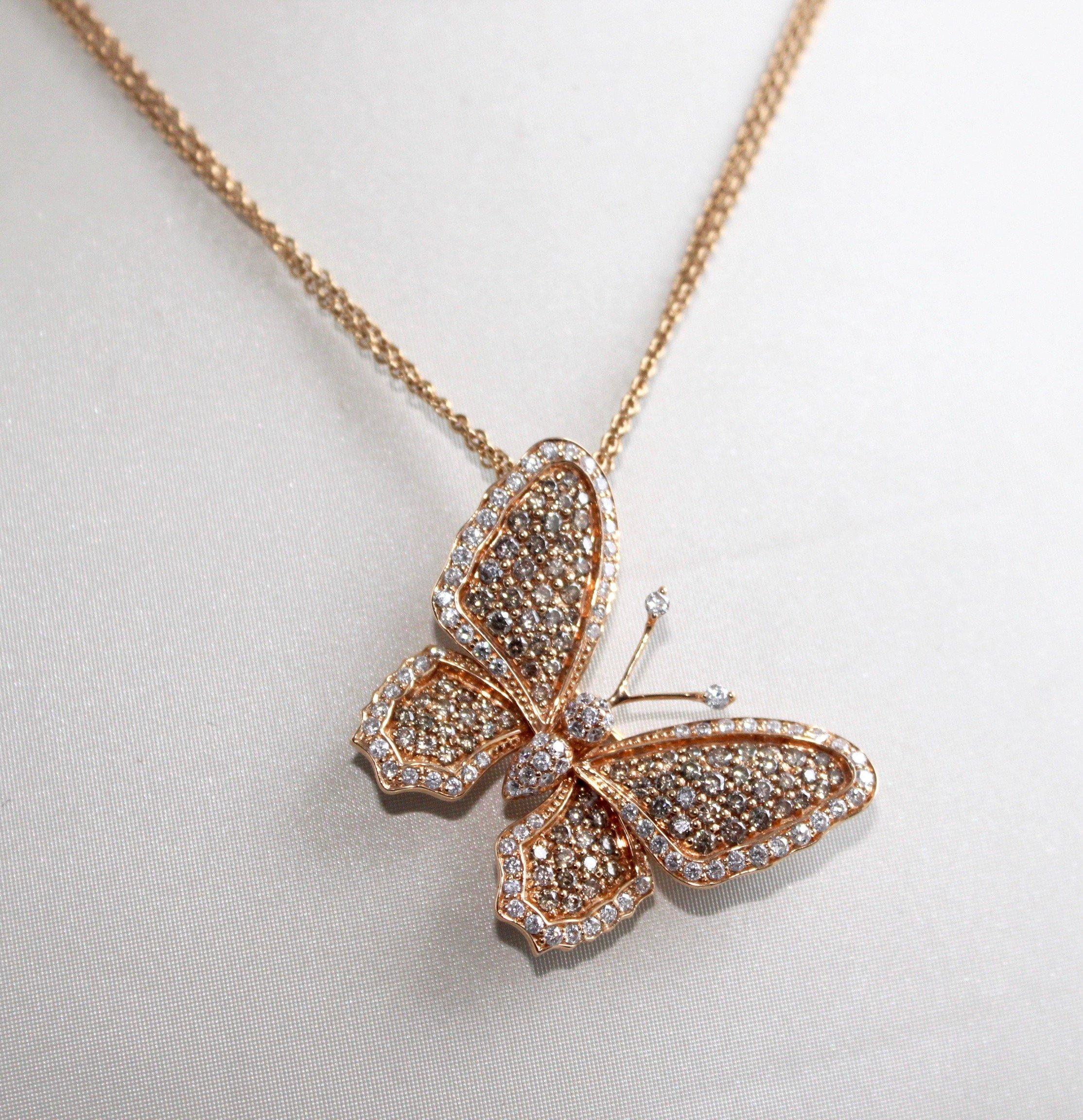 18K Rose Gold Diamond Butterfly Pendant / Brooch In New Condition For Sale In Los Angeles, CA