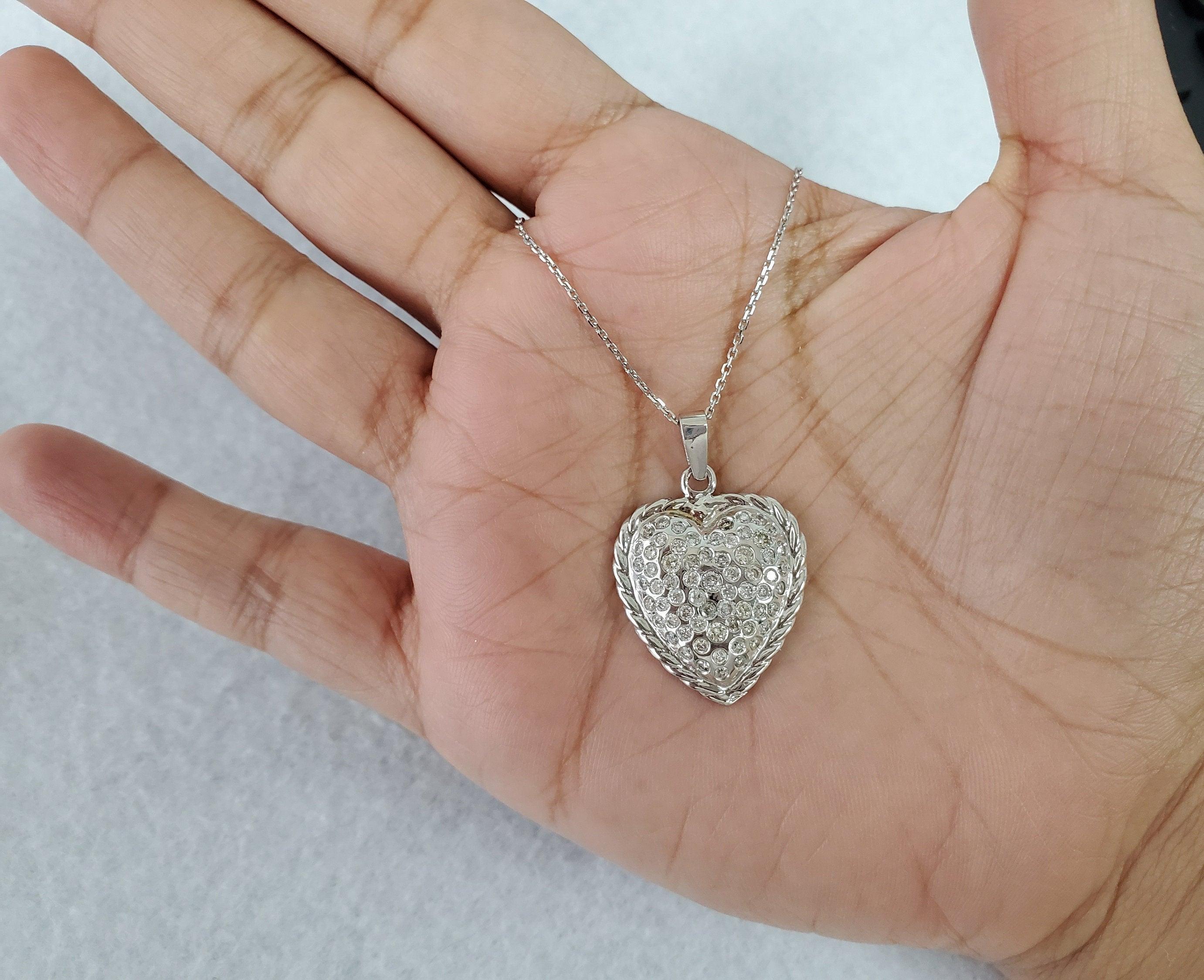 Diamant verkrustete Herz mit Seil Trim 1,30cttw 14k Weißgold (Rundschliff) im Angebot