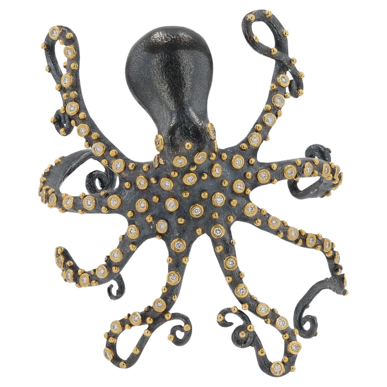 Manchette octope incrustée de diamants, or 24 carats et argent oxydé 