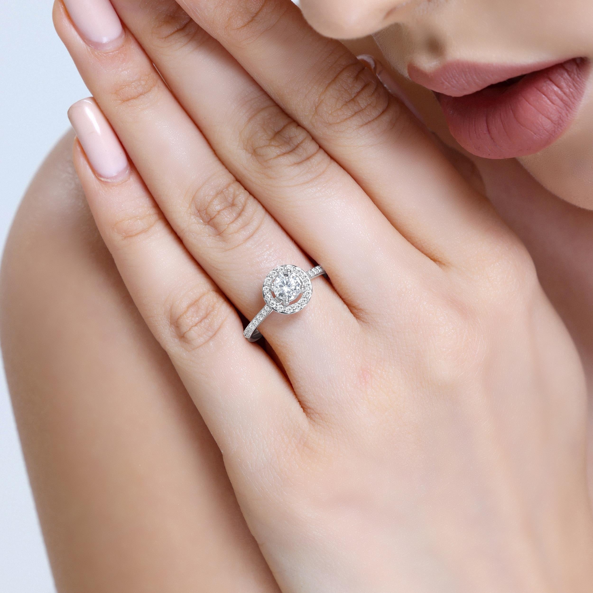Verlobungsring mit 0,84 Karat Diamant im Zustand „Neu“ im Angebot in Fatih, 34
