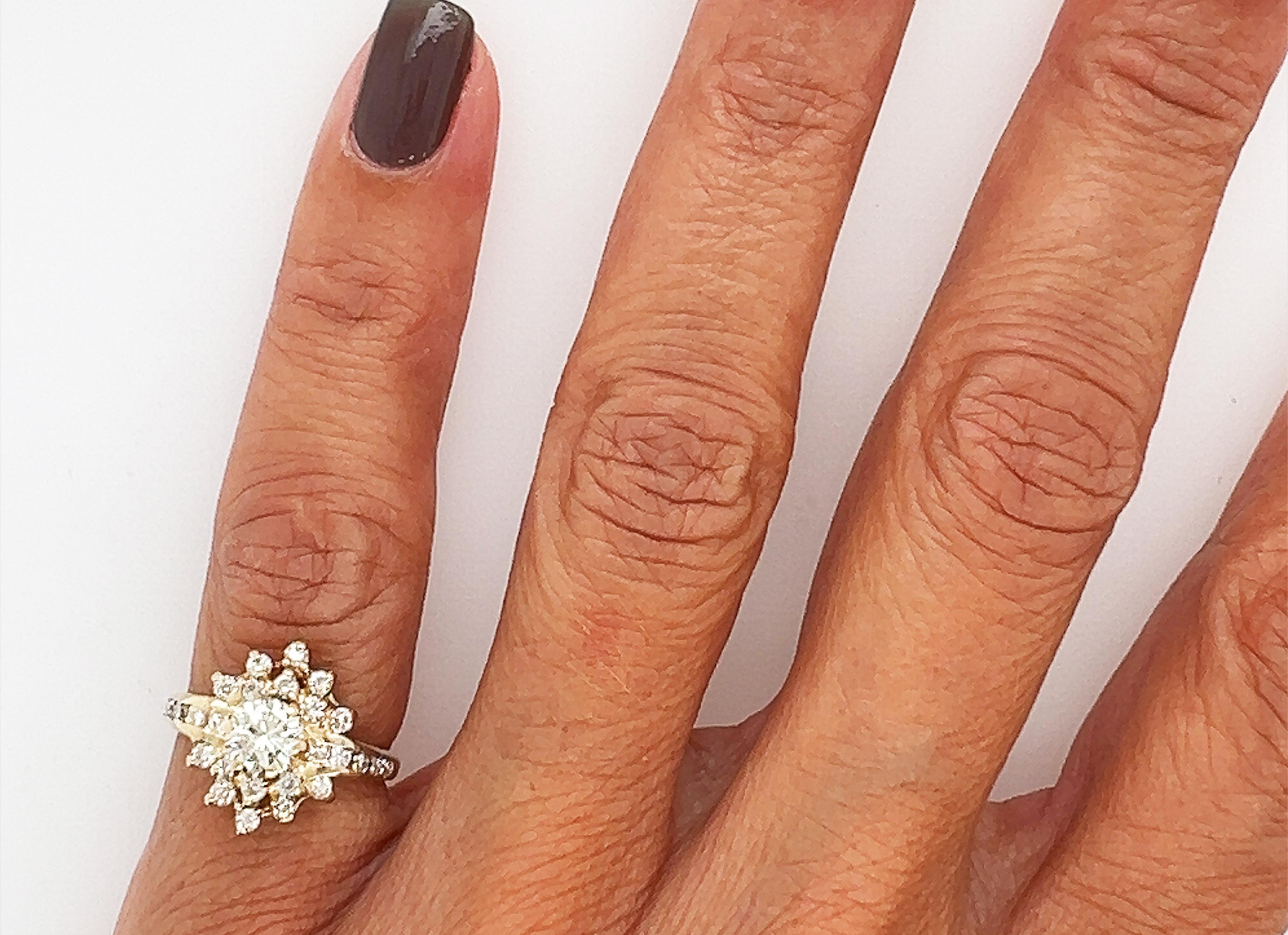 Anillo de Diamantes Cóctel Racimo 1ct Diamantes Minados Oro Amarillo 14K 1