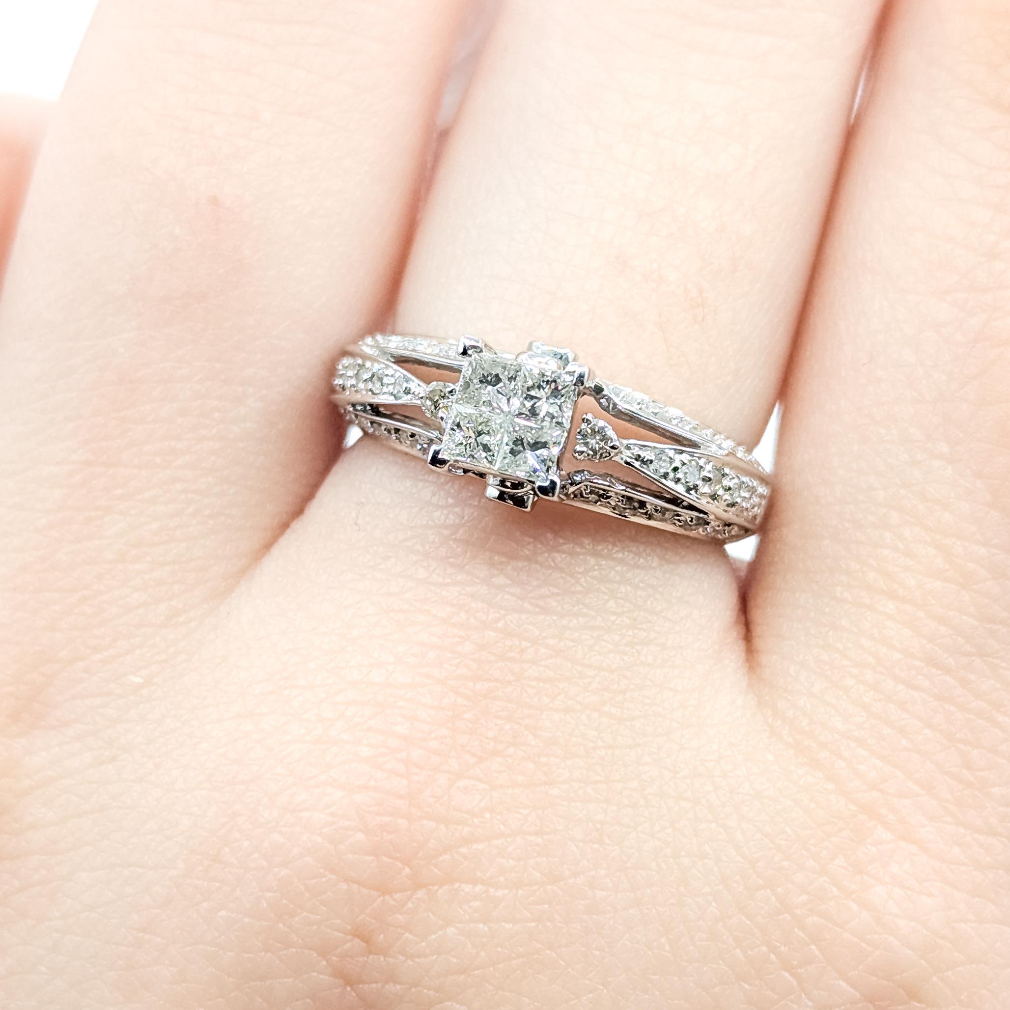 Anello di fidanzamento con diamante in 14 carati In condizioni ottime in vendita a Bloomington, MN