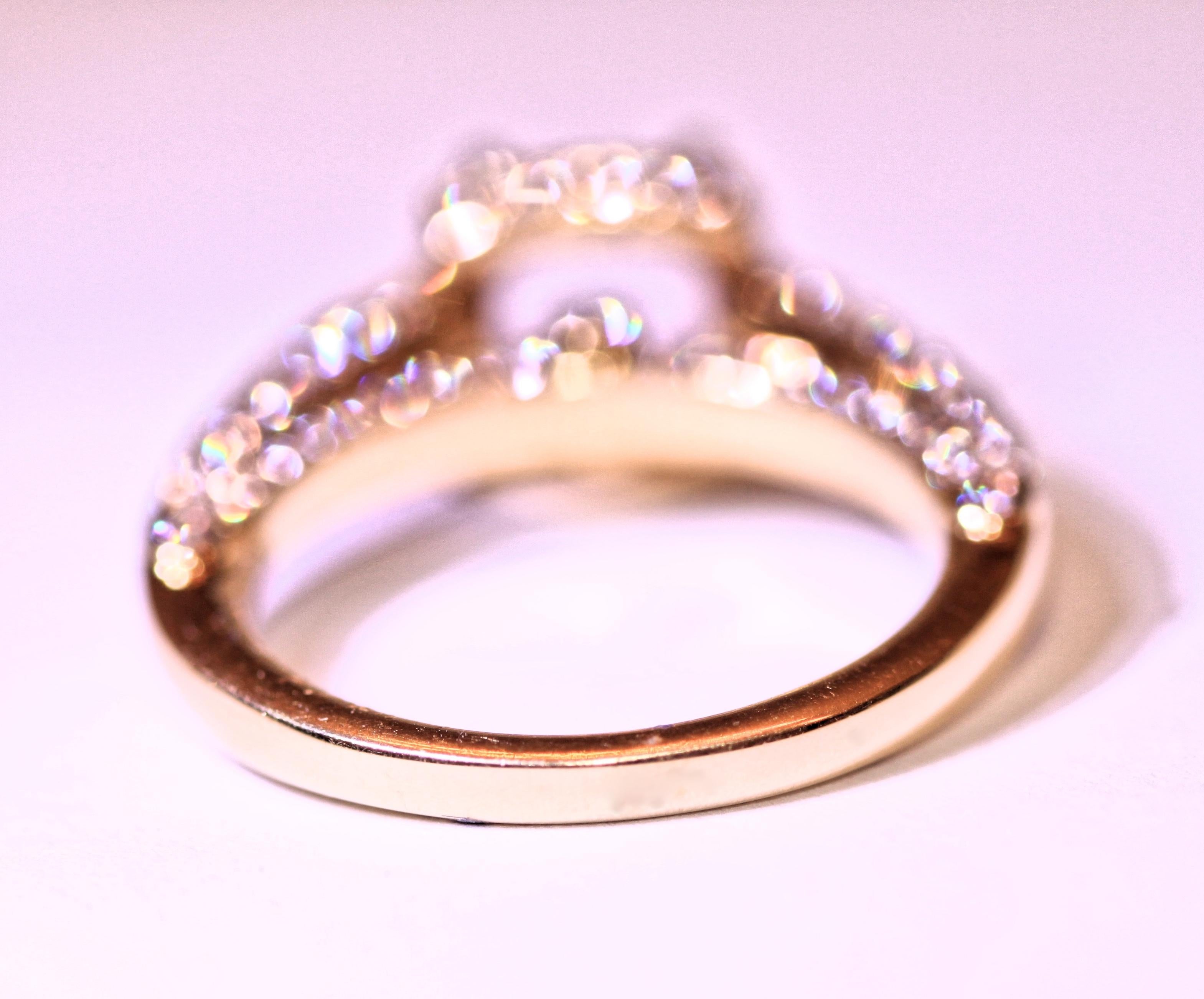 Women's Diamond Engagement Fashion Ring 18 Karat Yellow Gold 1.14 Carat Total Weight For Sale