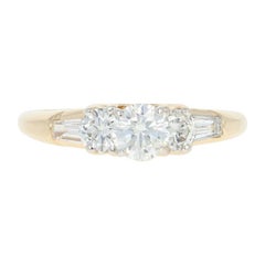 Diamond Engagement Ring, 14 Karat Yellow Gold Round Cut 1.11 Carat