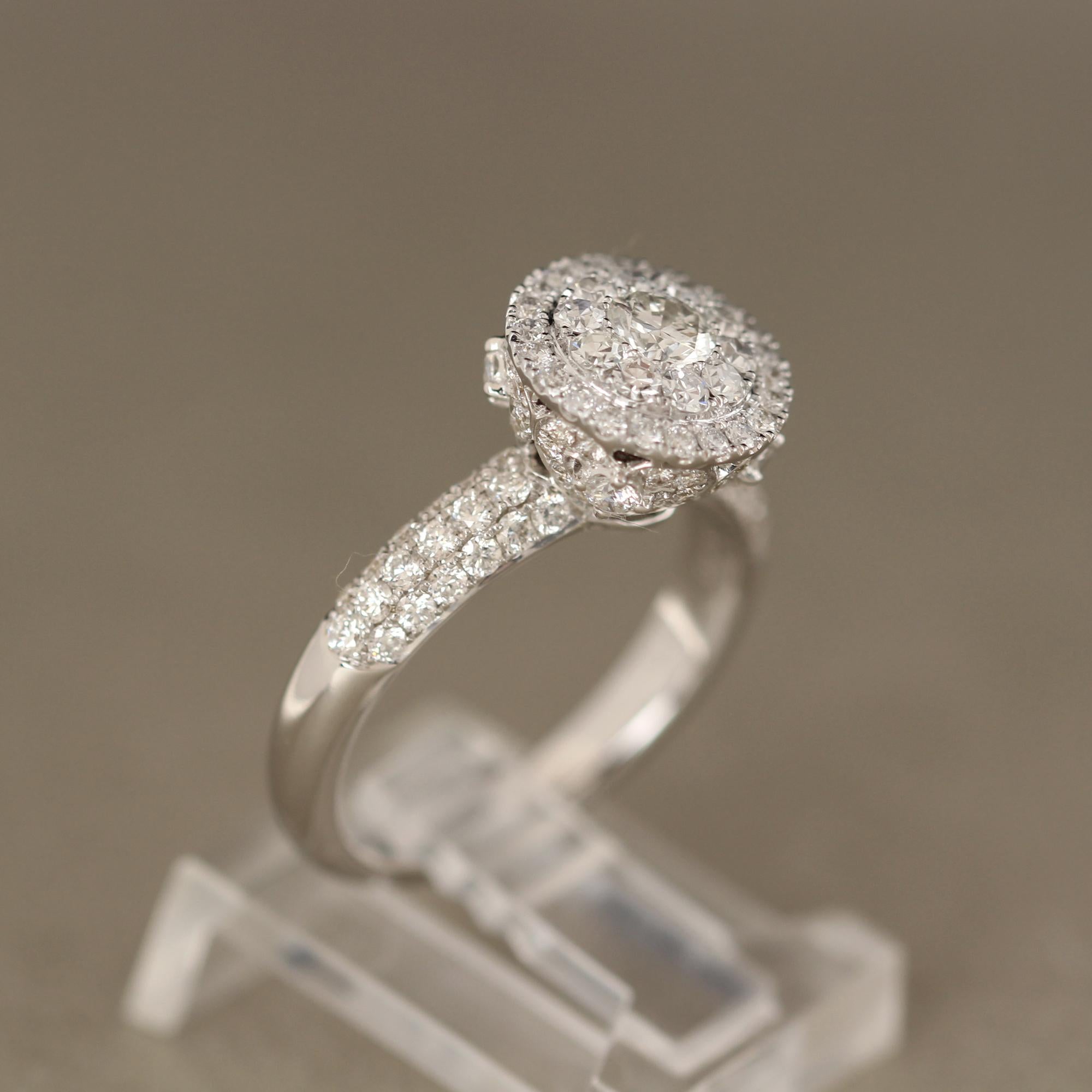 Round Cut Diamond Engagement Ring 18 Karat White Gold Cluster Diamond Ring For Sale