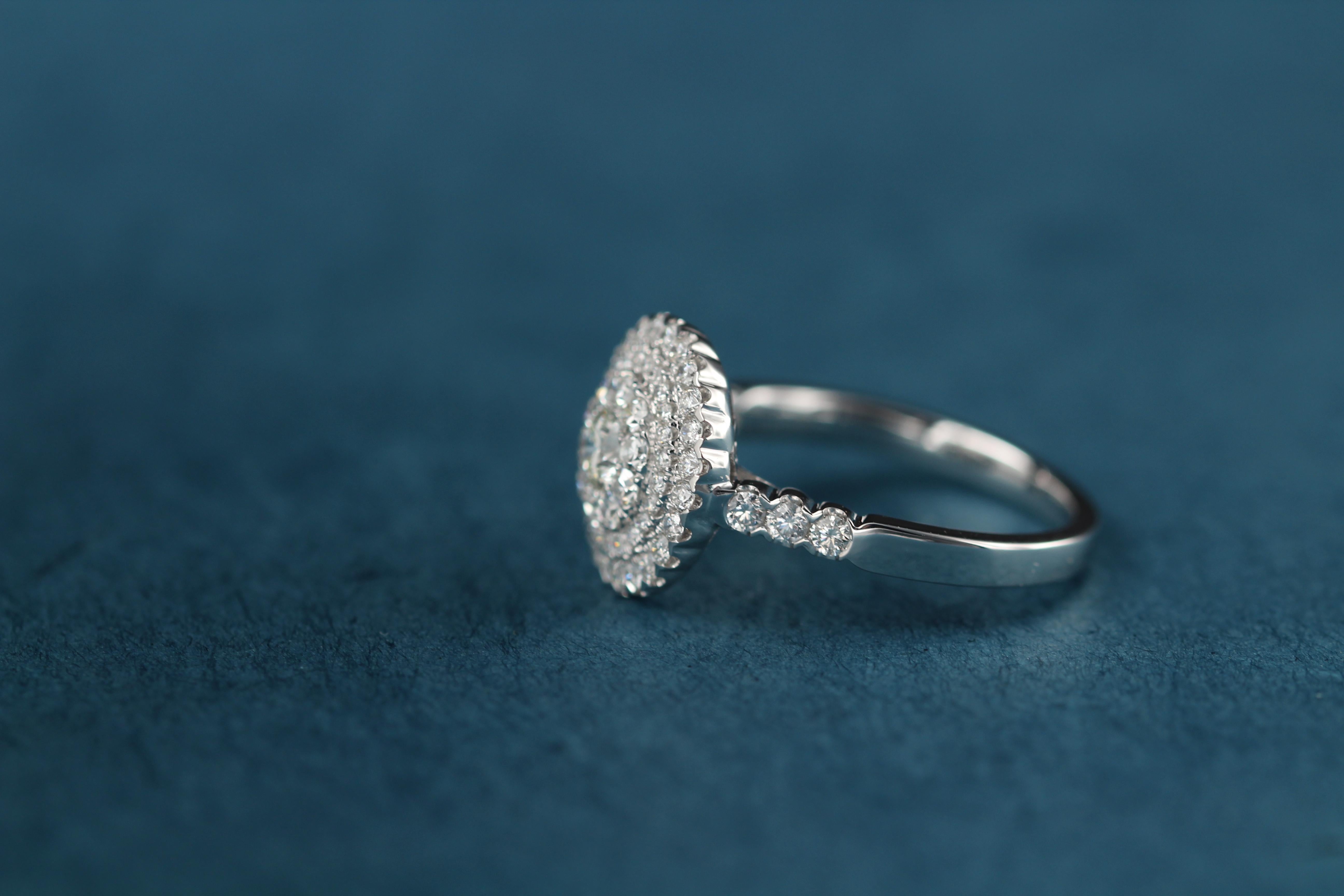 Diamond Engagement Ring 18 Karat White Gold Large Cluster Diamond Ring For Sale 5