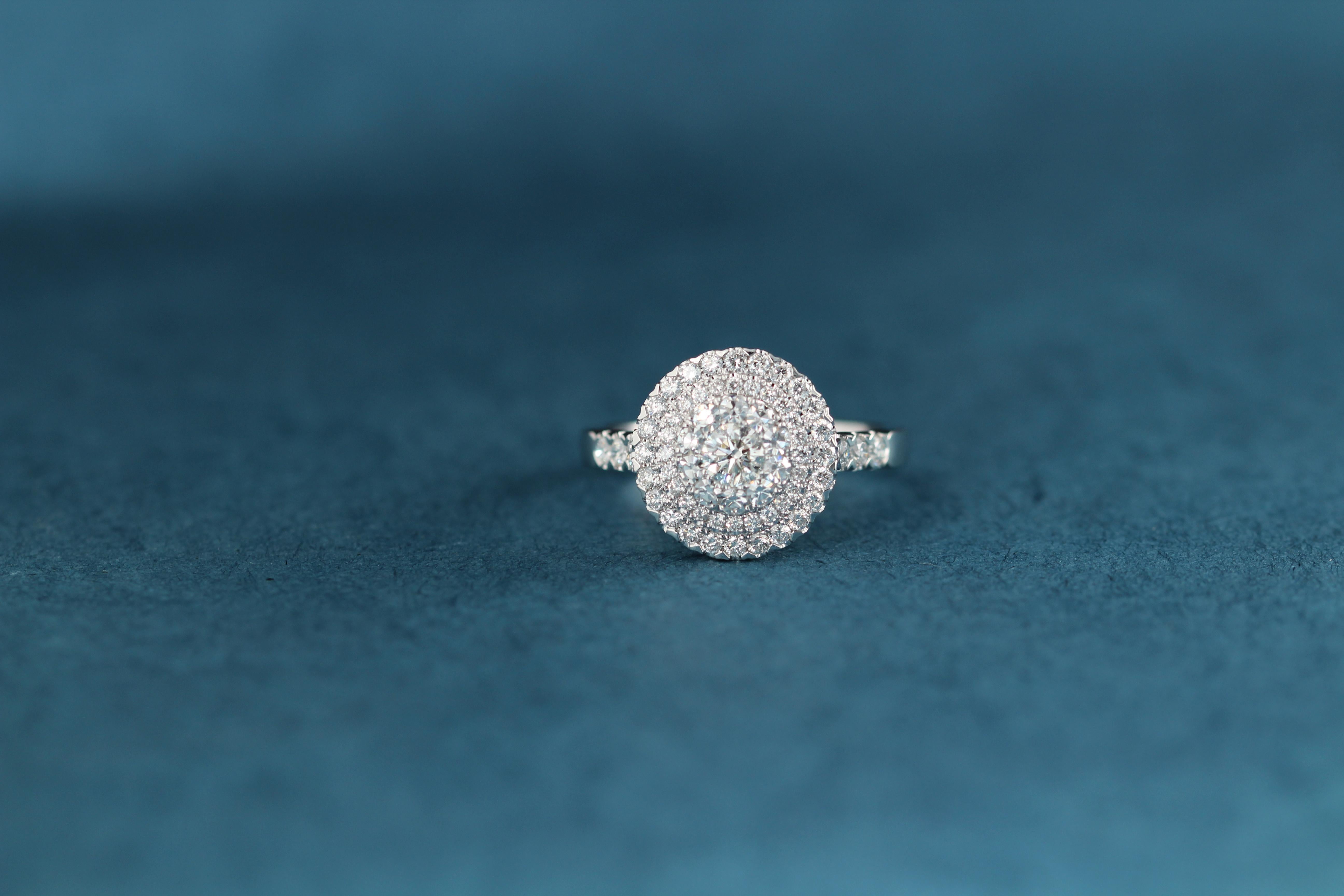 Diamond Engagement Ring 18 Karat White Gold Large Cluster Diamond Ring For Sale 6
