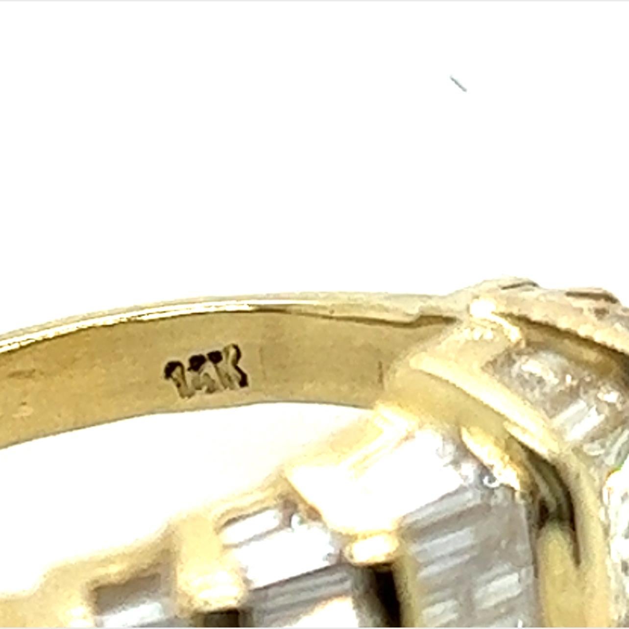 Princess Cut Diamond Engagement Ring 3.20ct Princess F-G/VS 14K Baguette Crown Quad For Sale