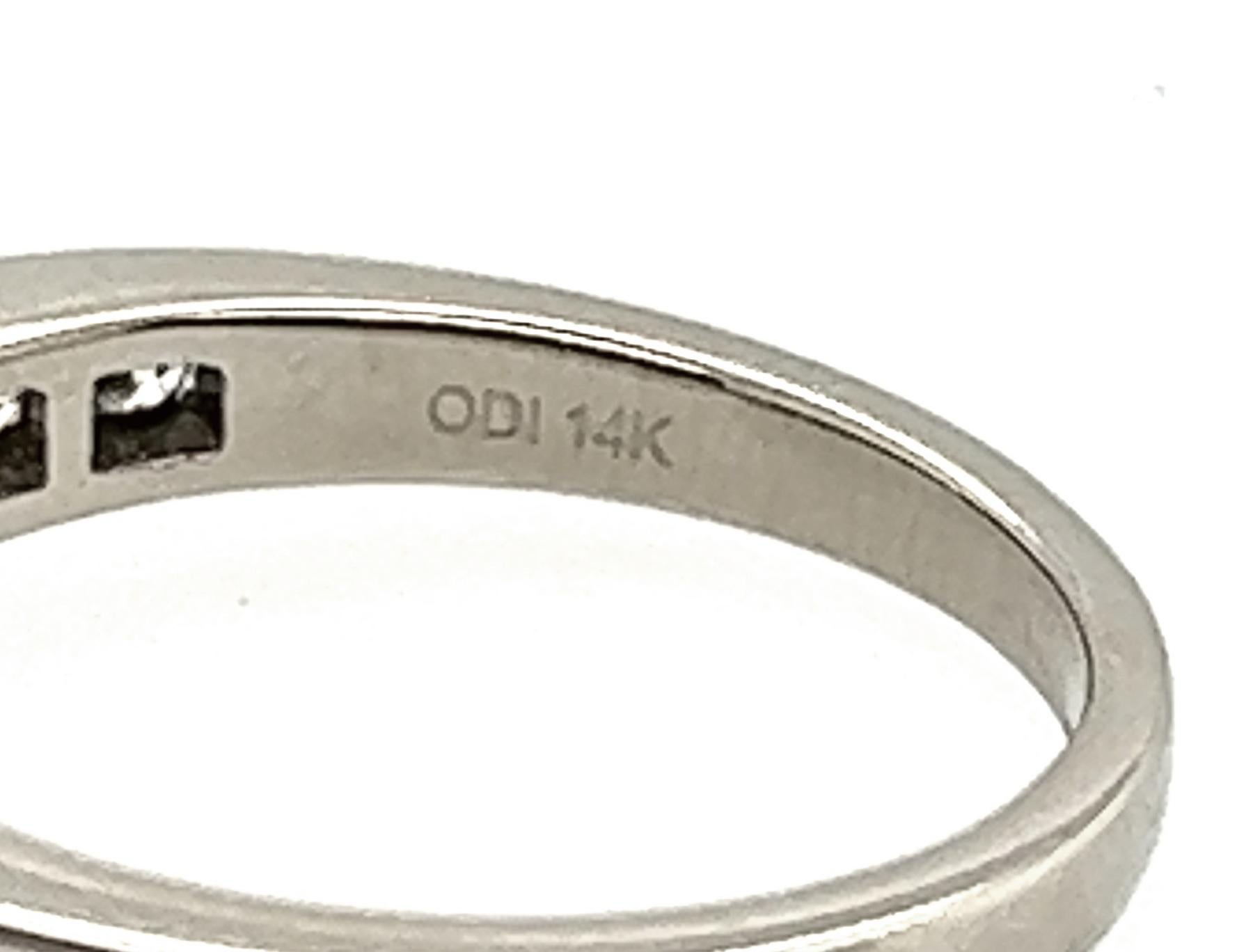 Women's Diamond Engagement Ring .80ct Round Brilliant 3 Stone Wedding Ring Set New 14K For Sale