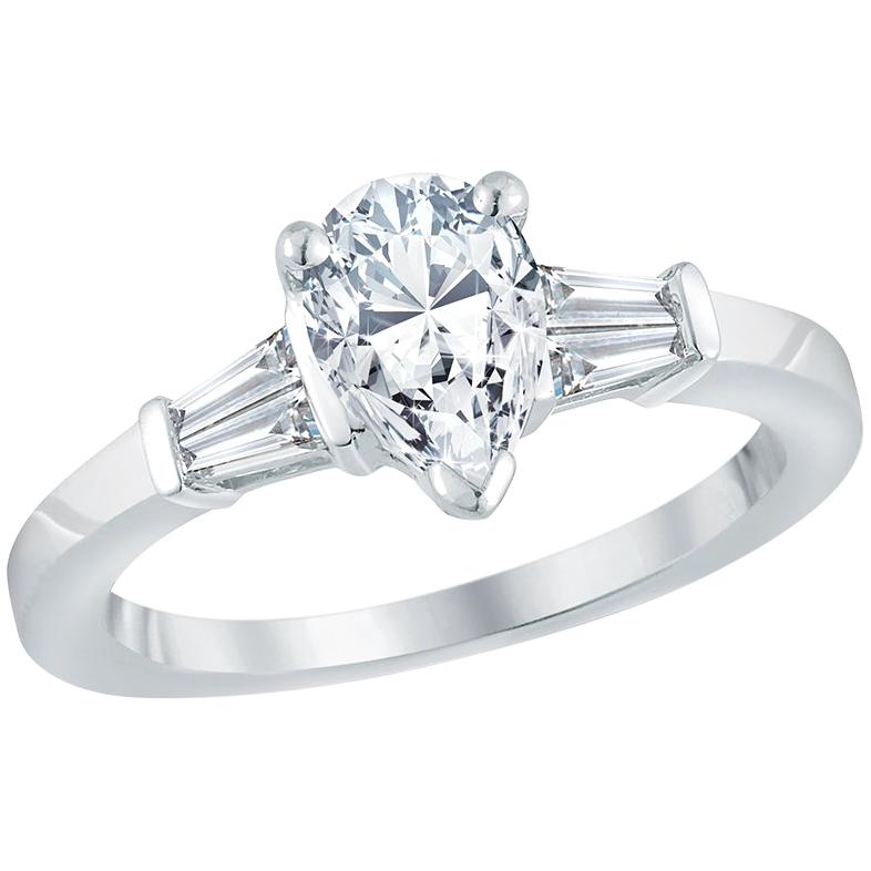 Verlobungsring mit Diamanten im Angebot