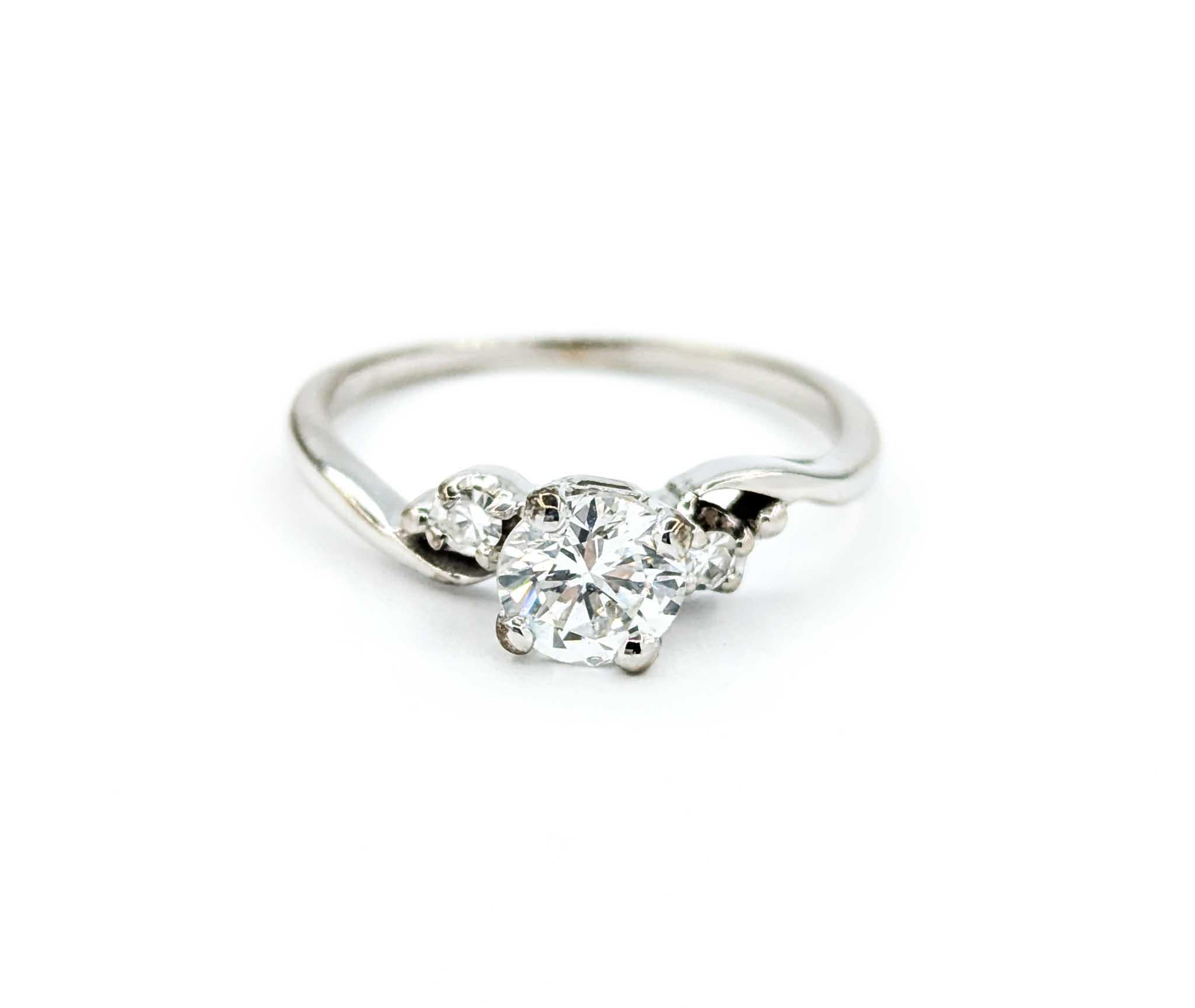 Diamond Engagement Ring in 14k White Gold For Sale 4