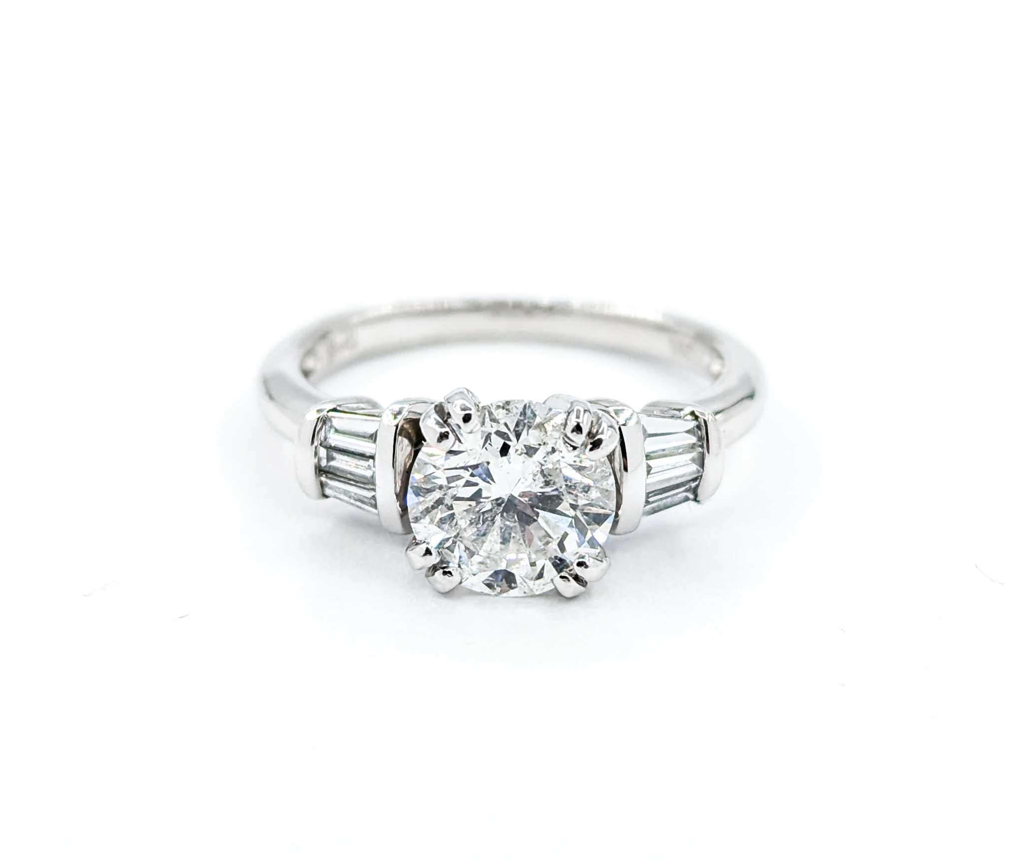 Diamond Engagement Ring in 14k White Gold For Sale 5
