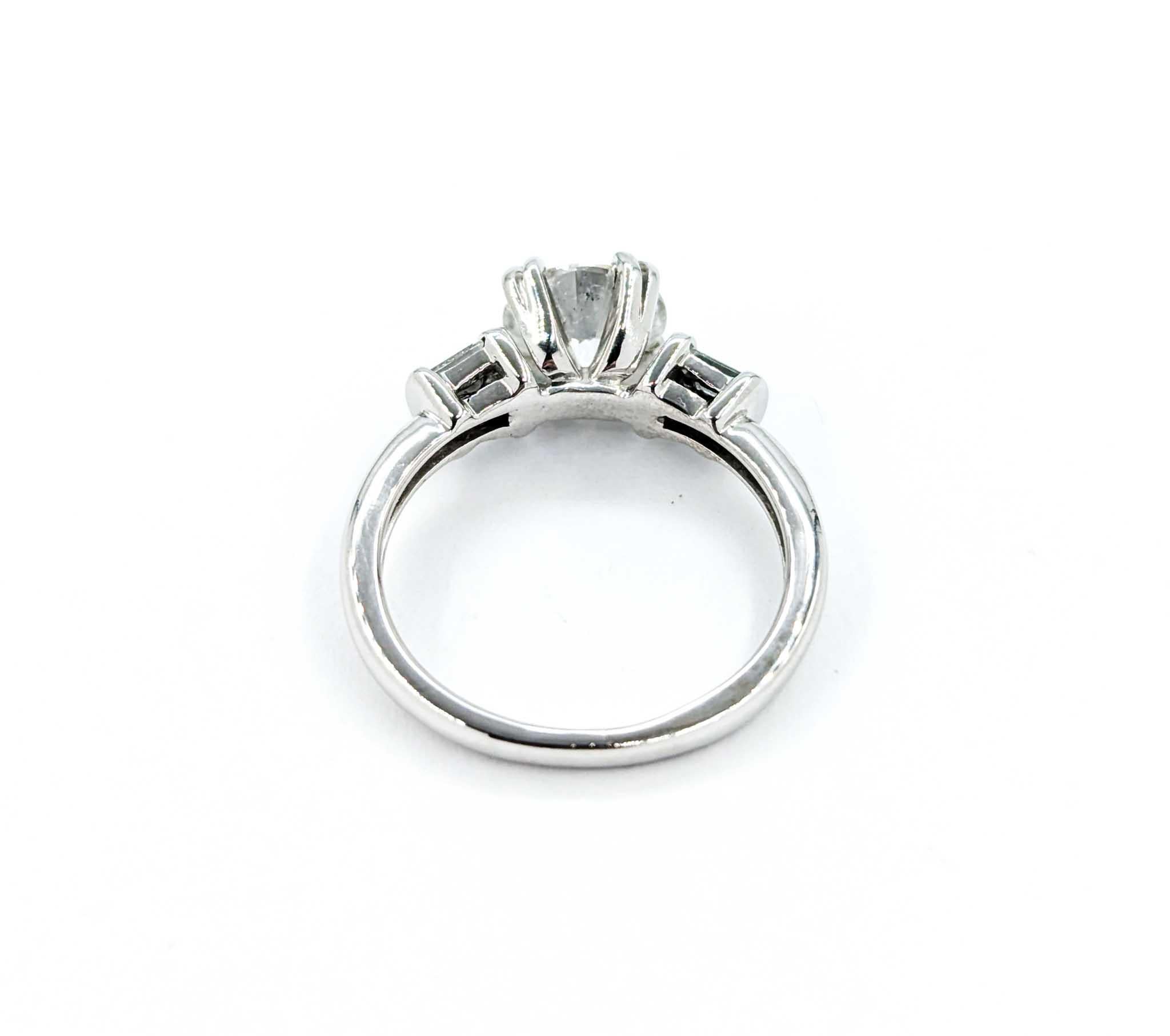 Diamond Engagement Ring in 14k White Gold For Sale 3