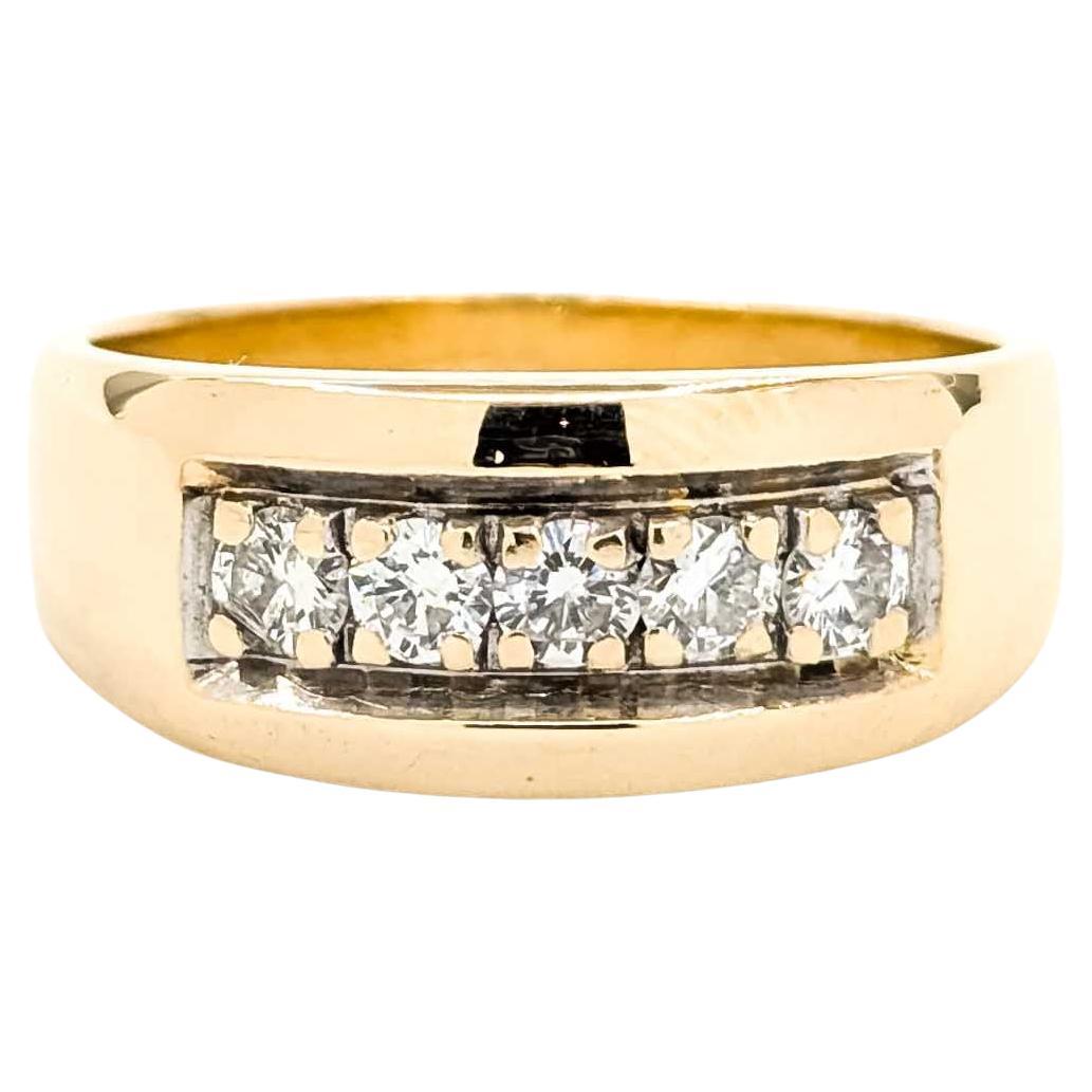 Bague de fiançailles en or jaune 14k en vente