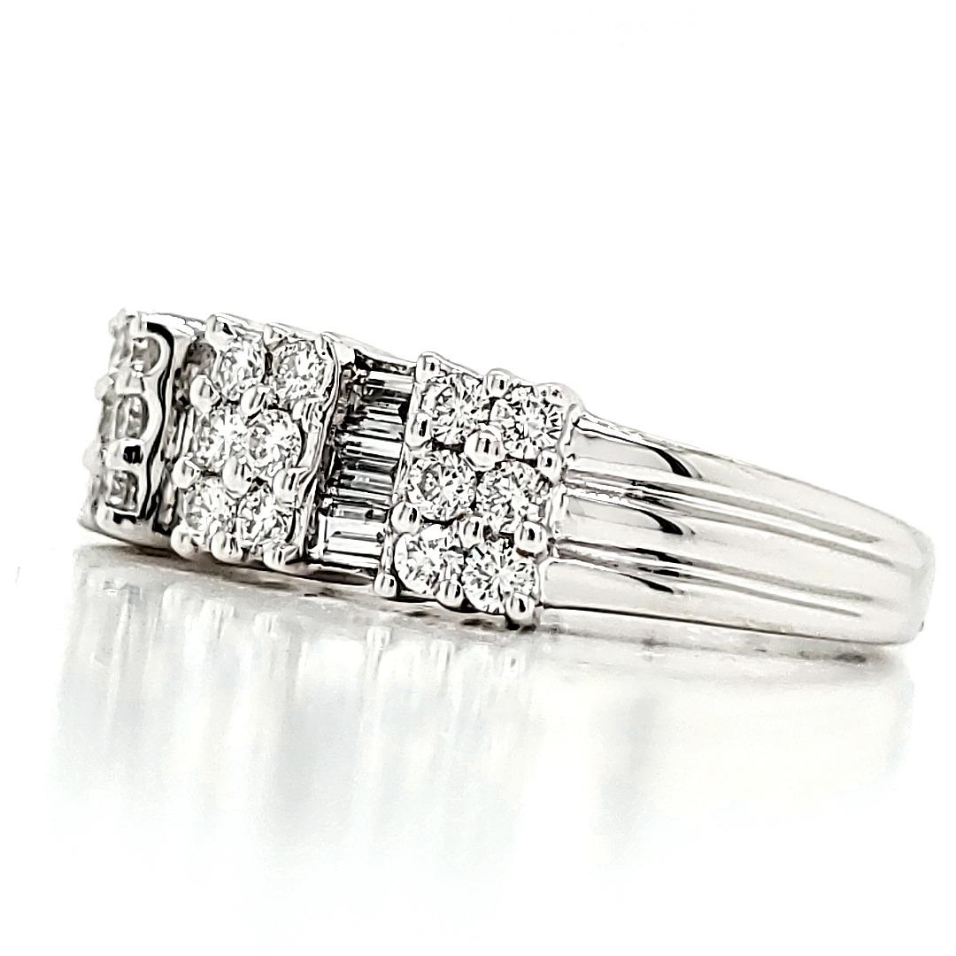 Round Cut Diamond Engagement Ring of Baguette and Round Diamonds in 18k White Gold For Sale