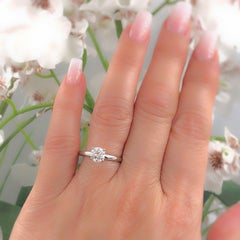 Diamond Engagement Ring Round 1.00 Carat 14 Karat White Gold
