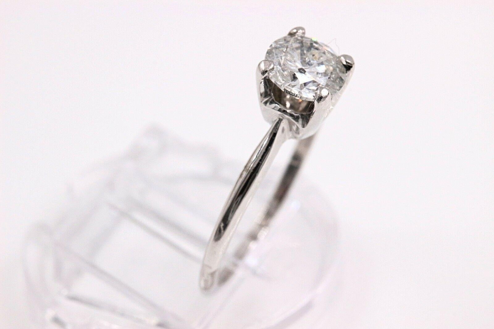 Diamond Engagement Ring Round 1.07 Carat 14 Karat White Gold In Excellent Condition For Sale In San Diego, CA