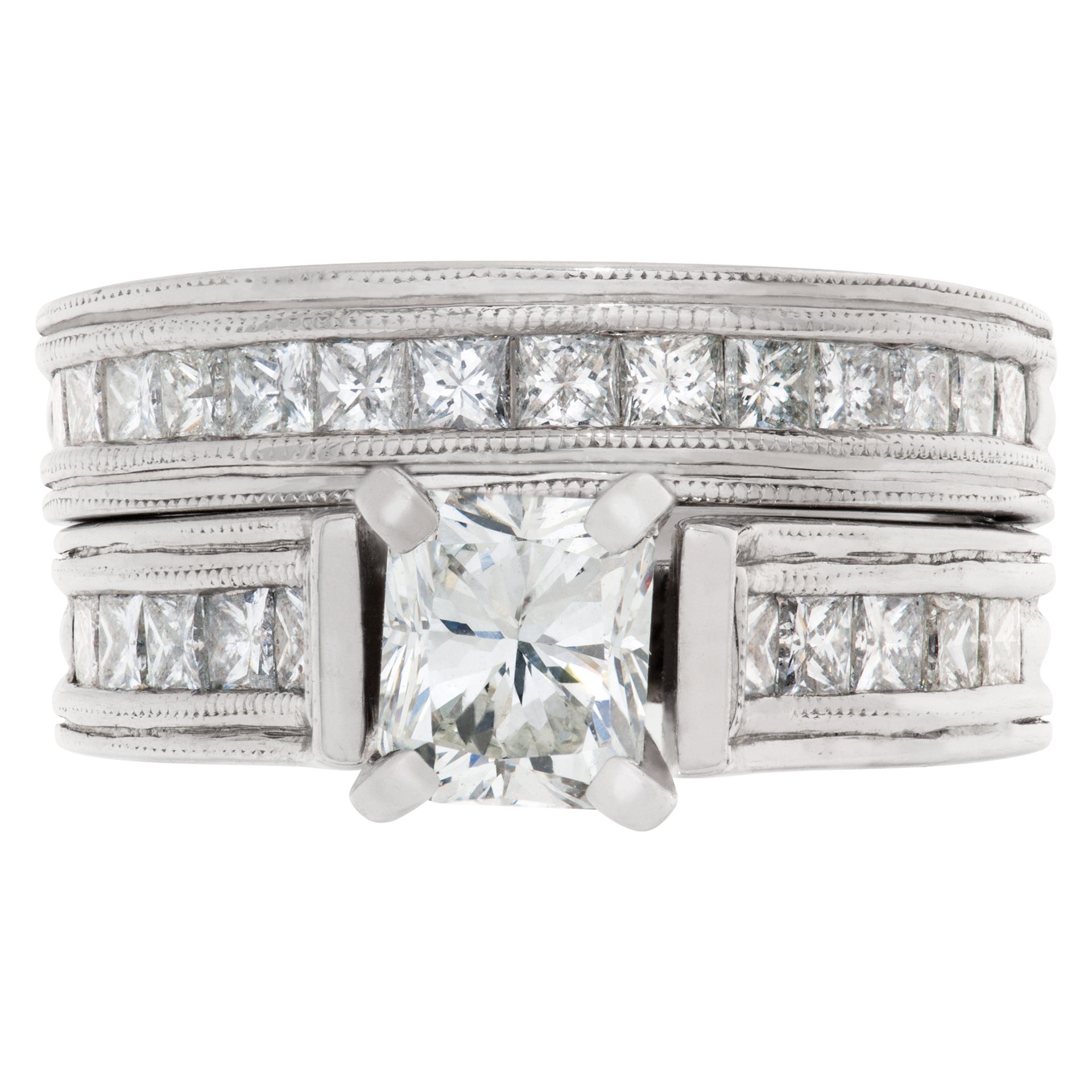 Diamond Engagement Ring Set in 14k White Gold, 0.75 Ct Center Diamond For Sale