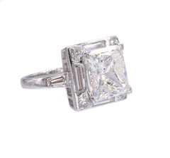 Diamond Engagement Ring set in Platinum