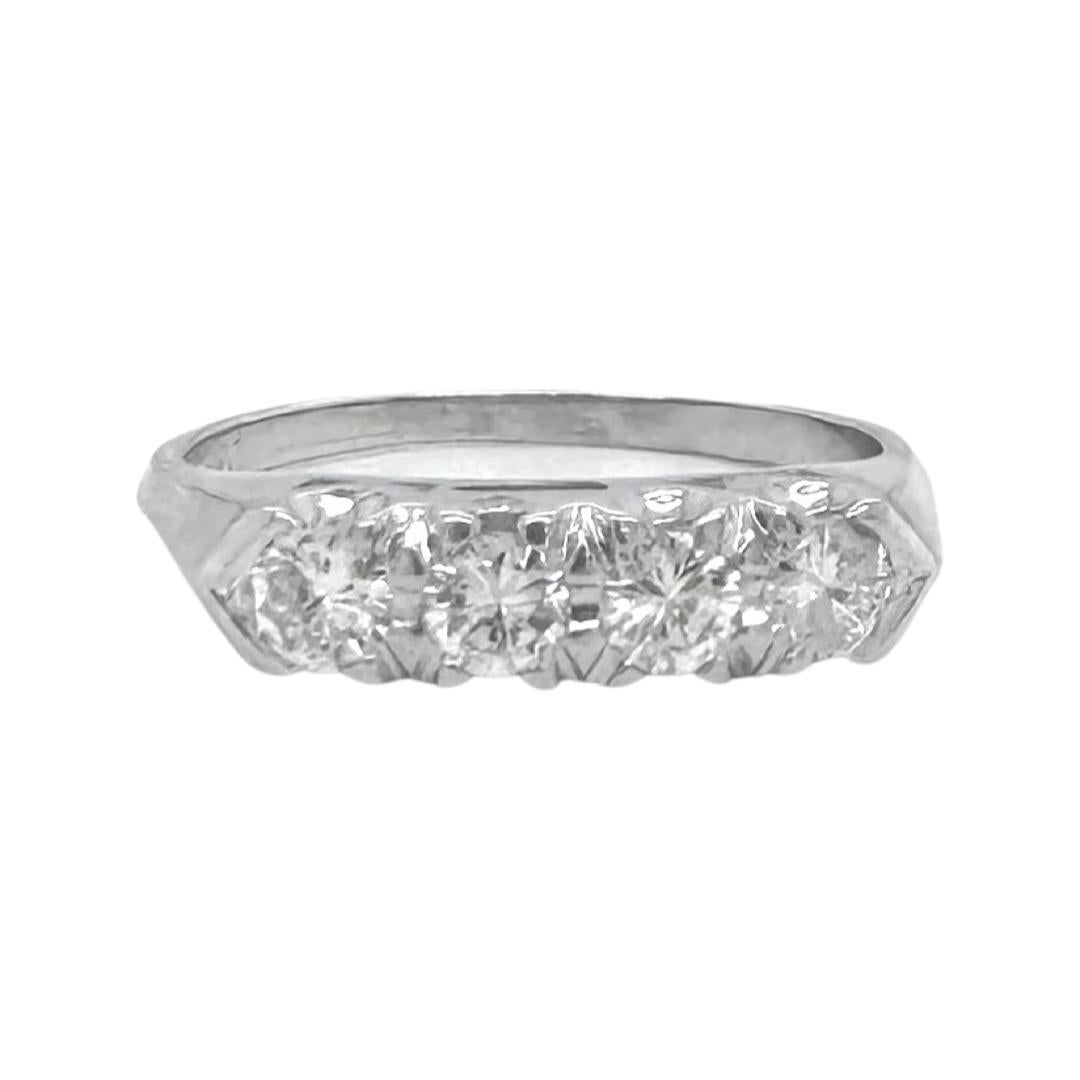 Taglio rotondo Anello di fidanzamento con diamante e fede nuziale TCW 1.1 in oro bianco 14k in vendita