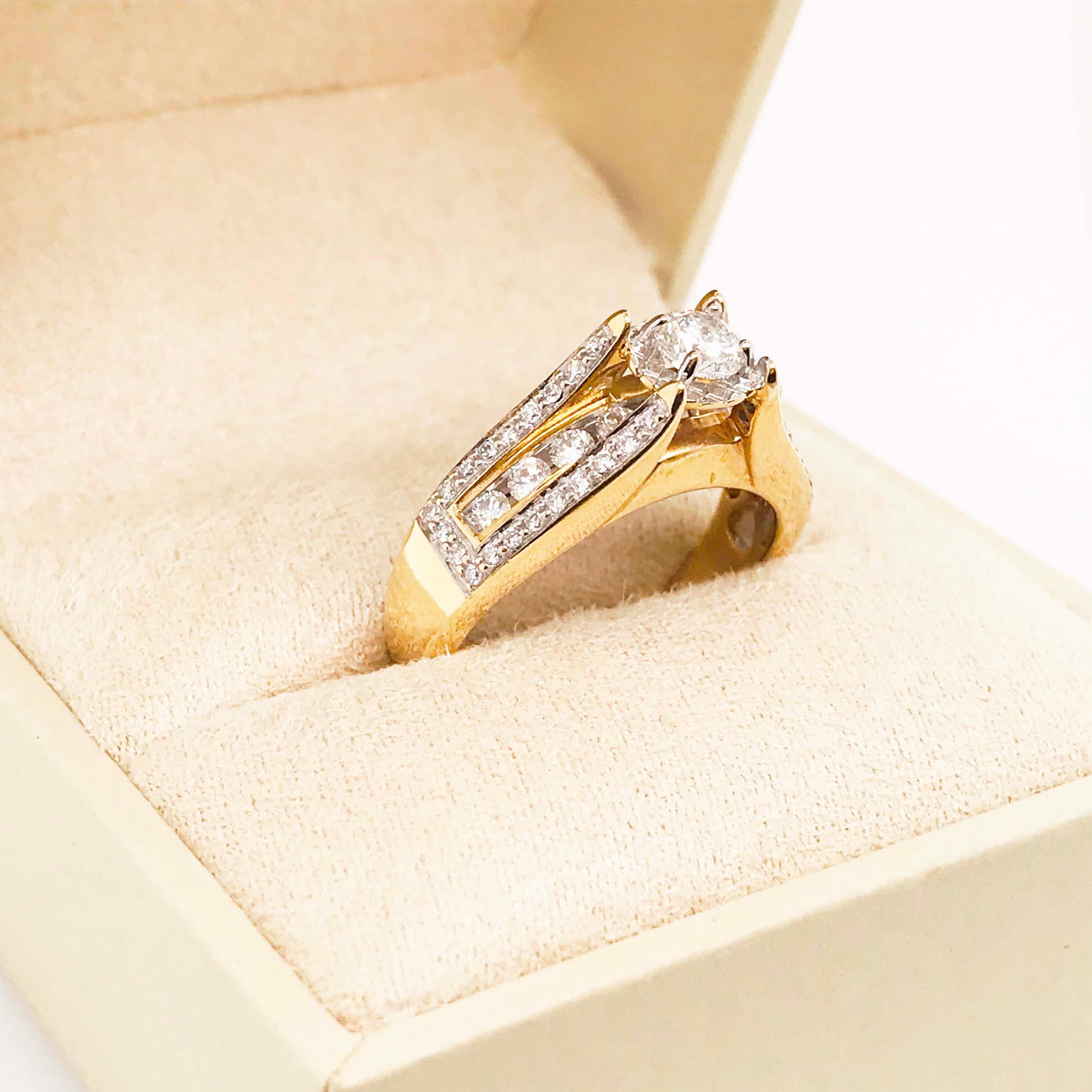 Artisan Diamond Ring with Round Brilliant Diamond and Diamond Band 14 Karat Gold