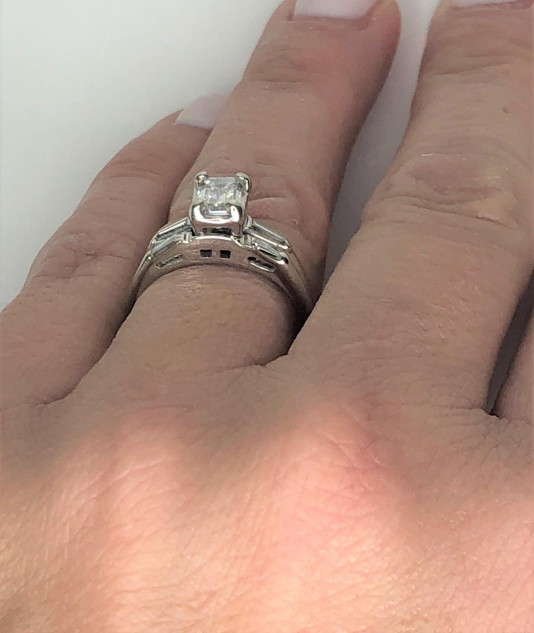 Diamond Engagement & Wedding Ring In Good Condition For Sale In Cincinnati, OH