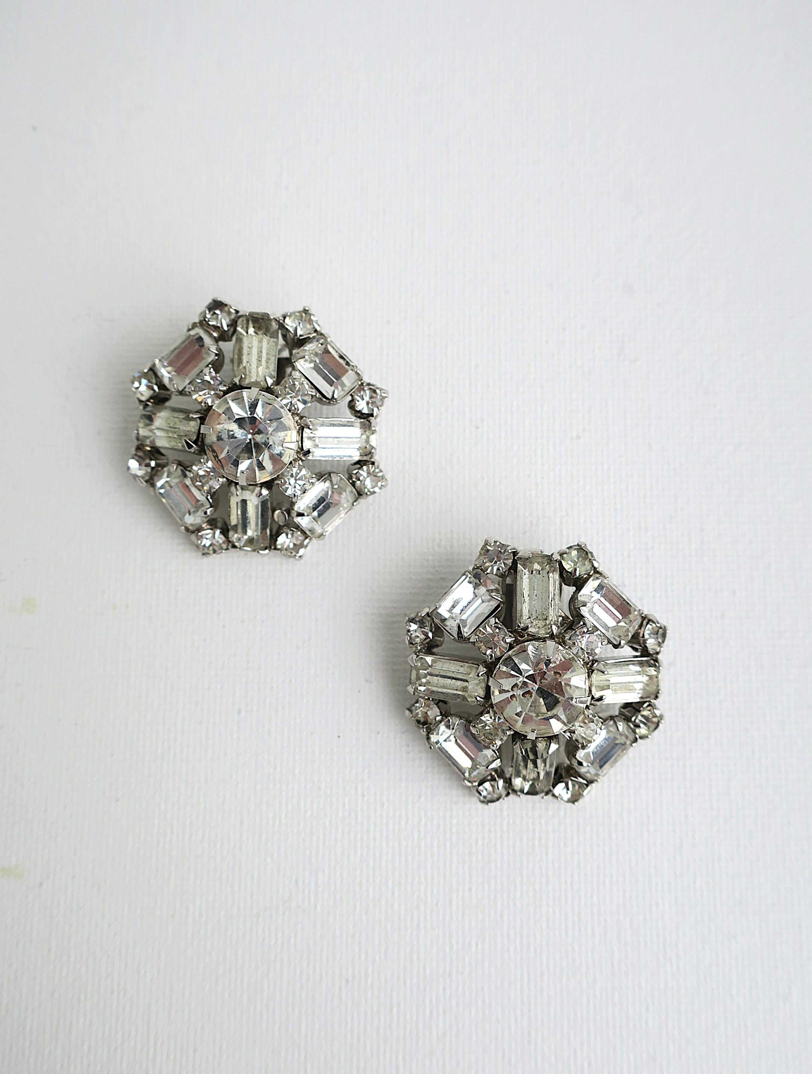 Diamond-Esque Rhinestone Earrings For Sale 2