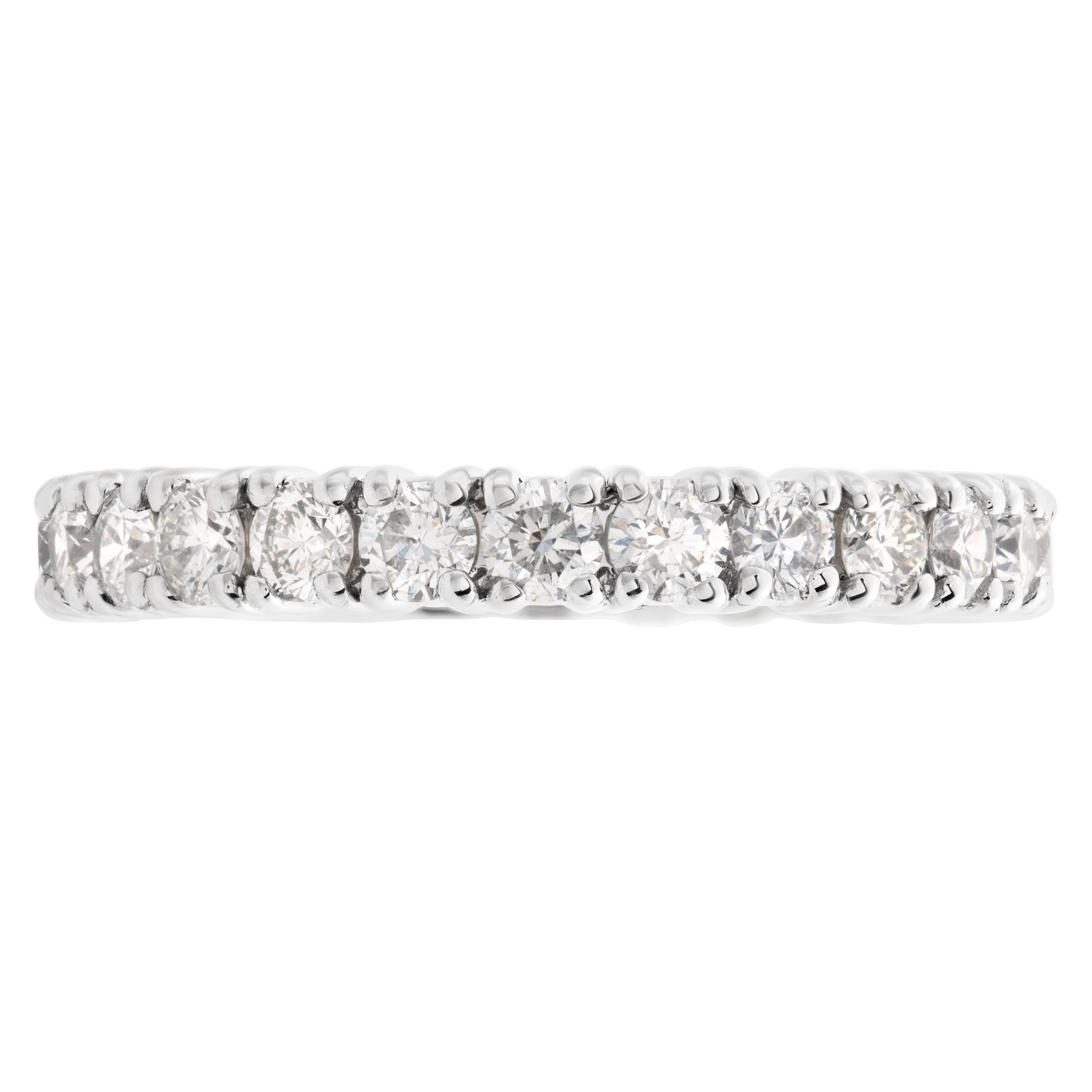 Diamant-Ewigkeitsring aus 14 Karat Weißgold mit 1,60 Karat Diamanten der Farbe G-H und der Reinheit VS. Größe 7, Breite des Bandes 3 mm.
