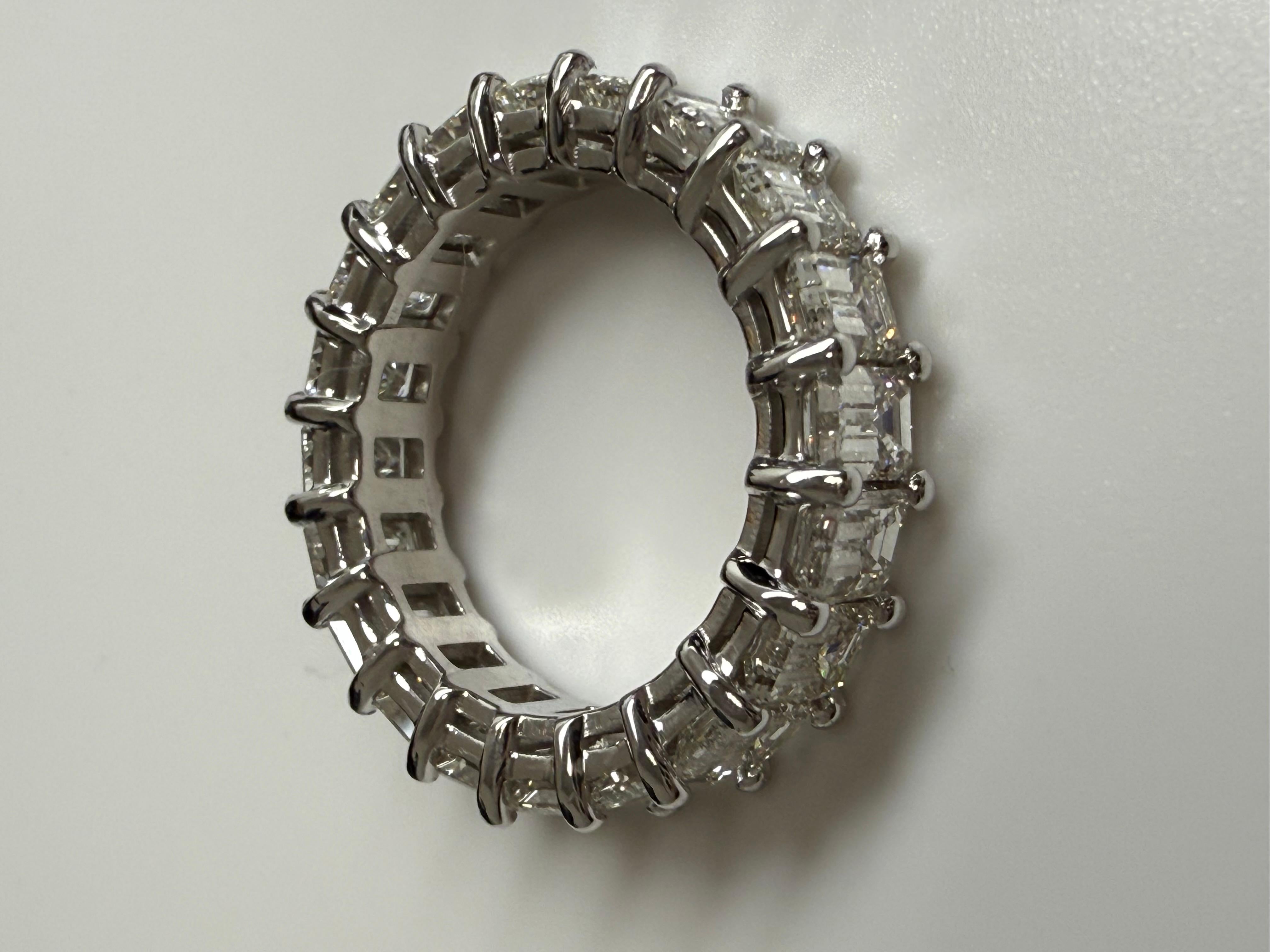 Modern Diamond Eternity Band in Platinium For Sale