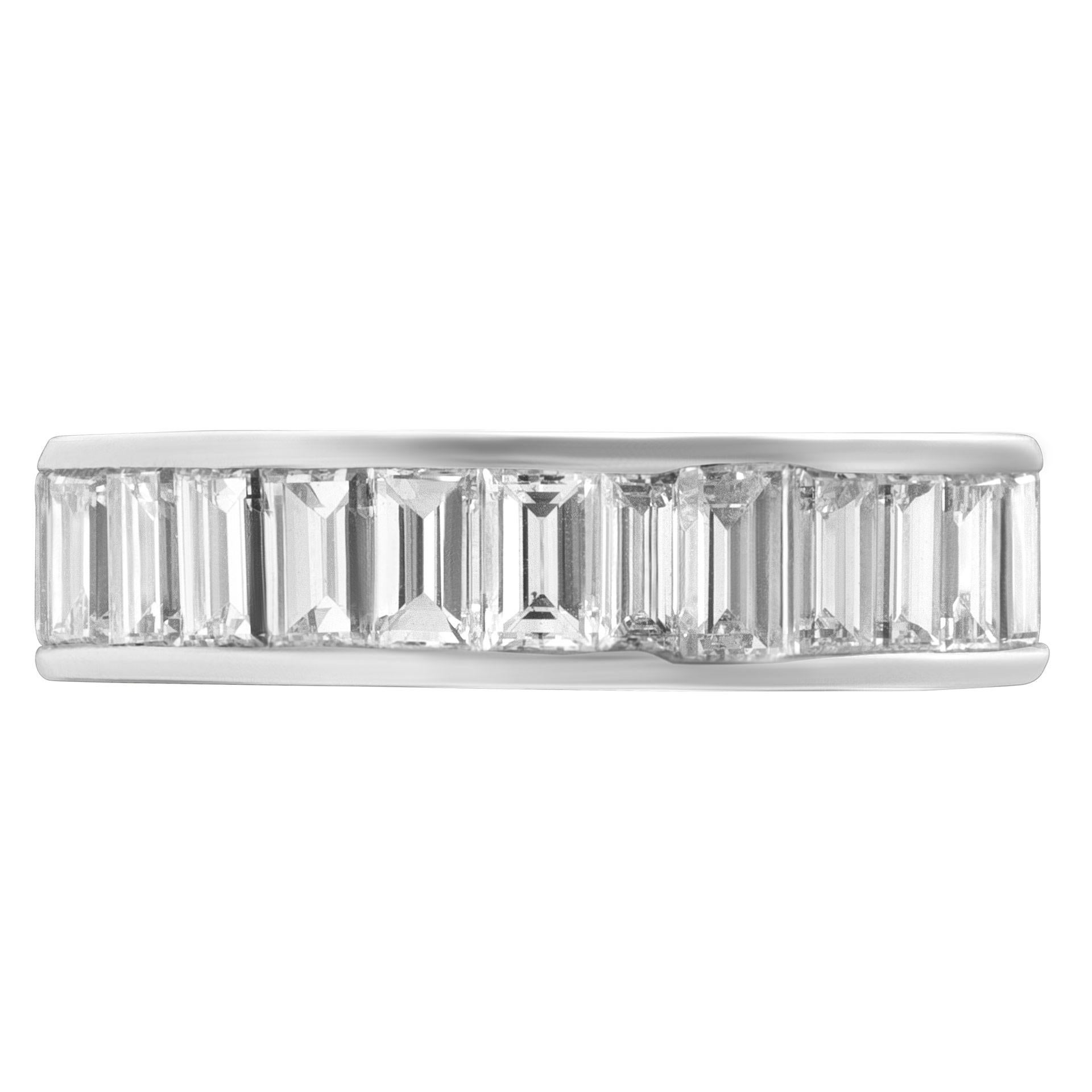 Diamond Eternity Band with Baguette Cut Diamonds Set Platinum, Tcw 5.50 Carats In Excellent Condition For Sale In Surfside, FL