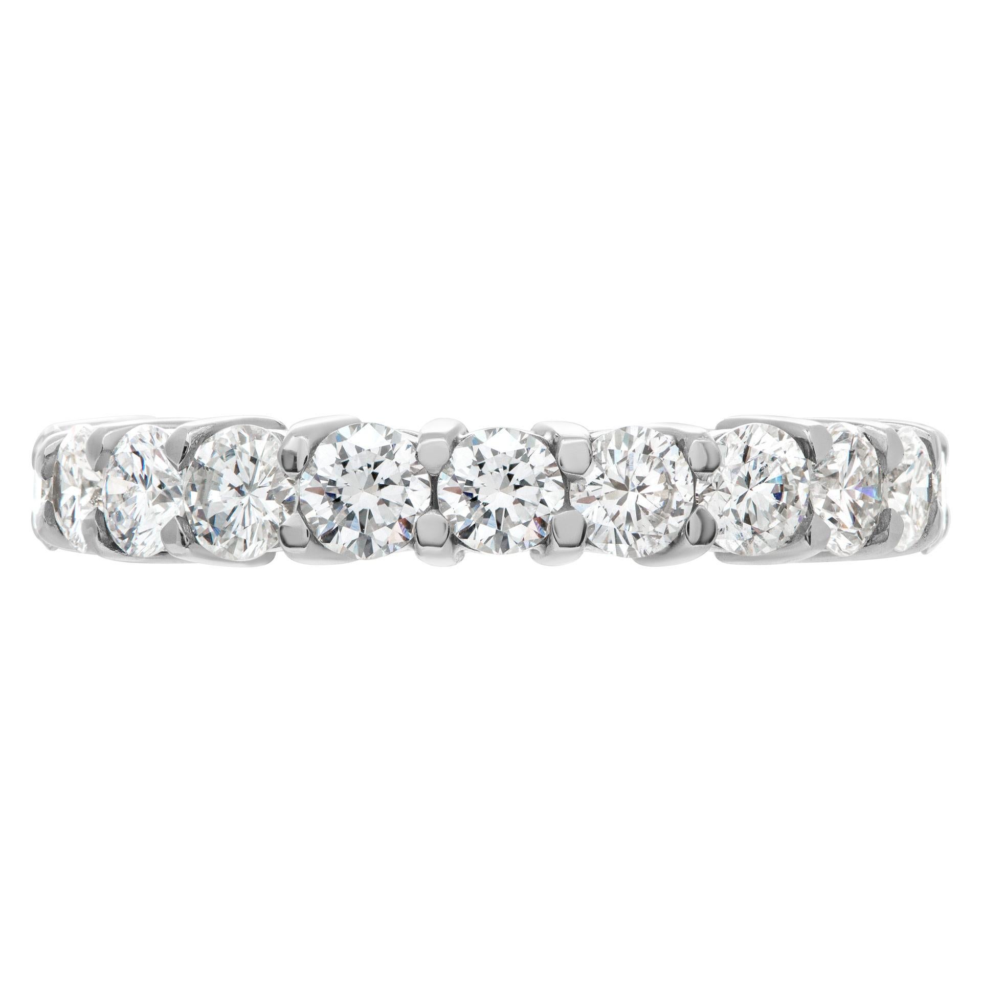 Diamond eternity band with 2.72 carats in round brilliant cut G-H color, VS-SI clarity diamonds (each diamond approximately 0.13 carat, 21 stones) set in platinum. Size 5.75
