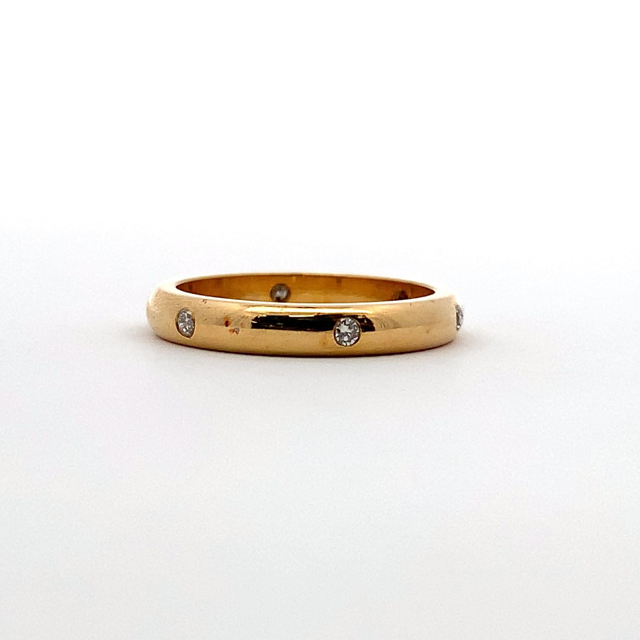 Diamant Ewigkeit bündig Ehering Band 18k Gelbgold im Zustand „Neu“ im Angebot in London, GB