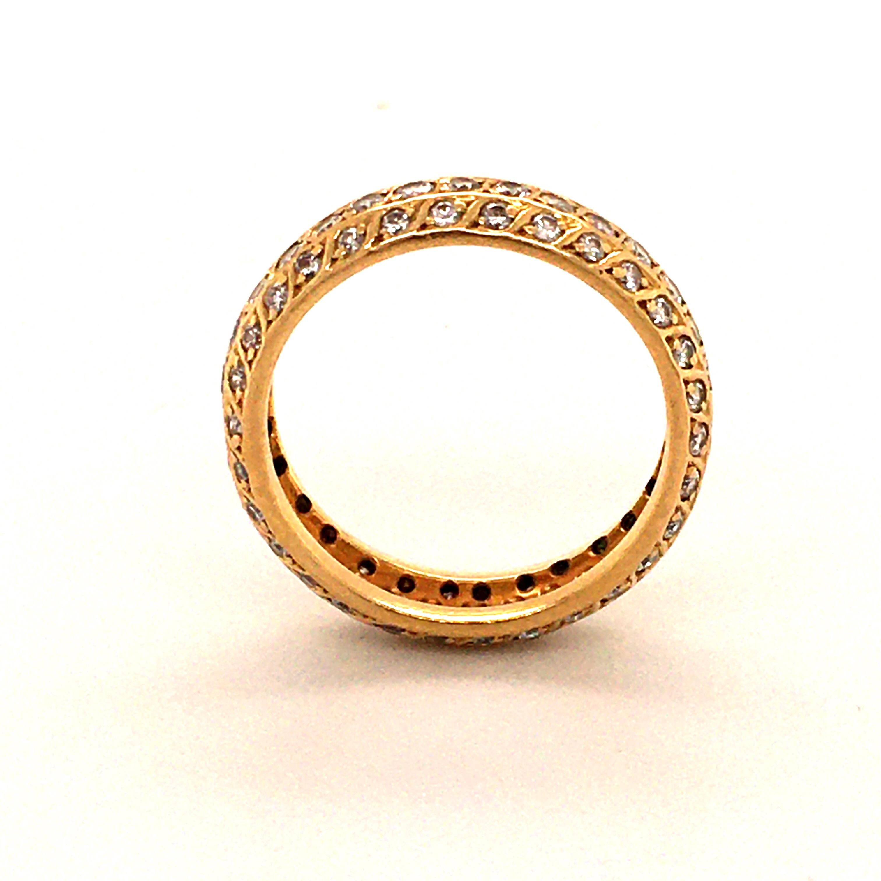 Diamond Eternity Ring in 18 Karat Yellow Gold In Good Condition For Sale In Lucerne, CH