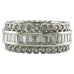 Diamant-Eternity-Ring aus Platin mit breitem Band 3,00 TDW