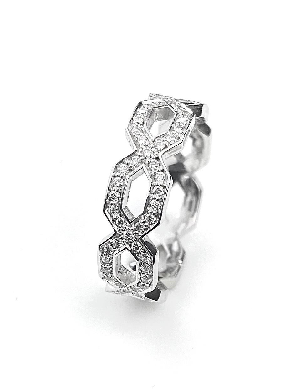 Diamond Eternity Ring with Weave Pattern in White Gold In New Condition For Sale In Toronto, Ontario