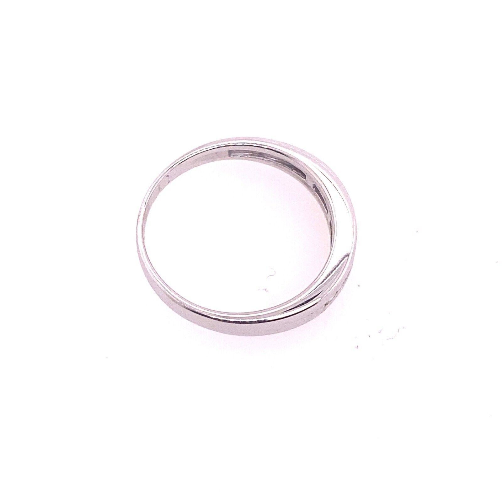 Diamant-Eternity/Wedding-Ring aus 18 Karat Weißgold mit 0,20 Karat Diamanten im Zustand „Hervorragend“ im Angebot in London, GB