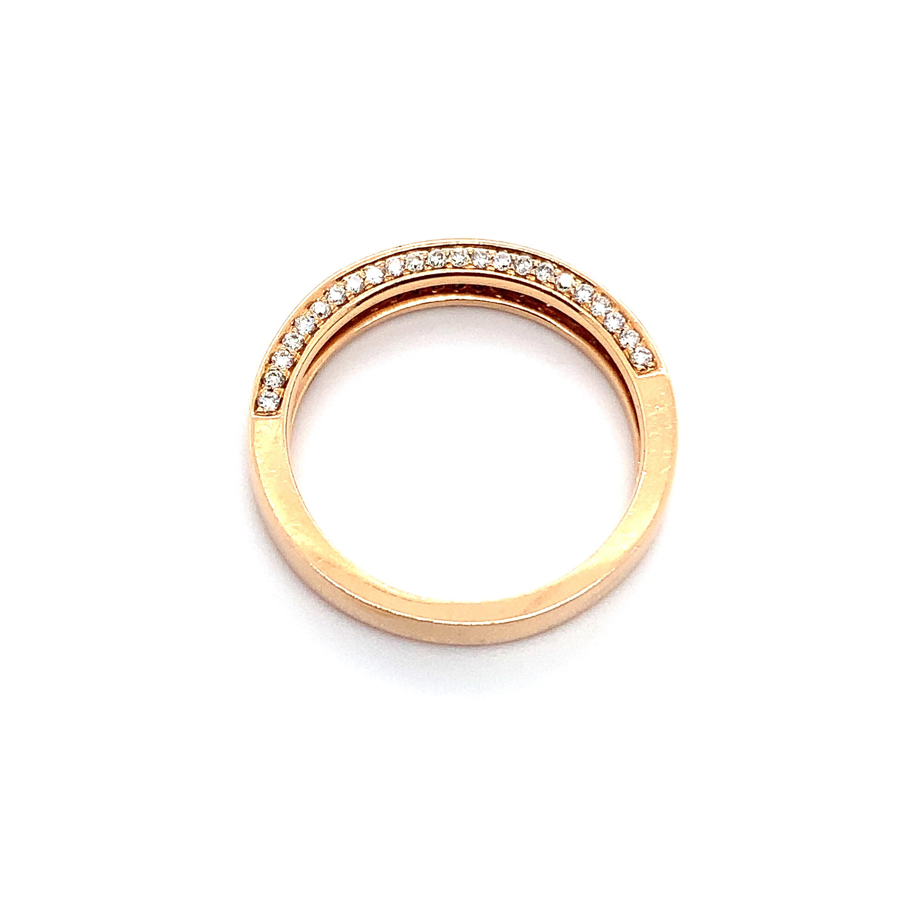 Moderne Bague d'éternité en or rose 18 carats avec diamants en vente