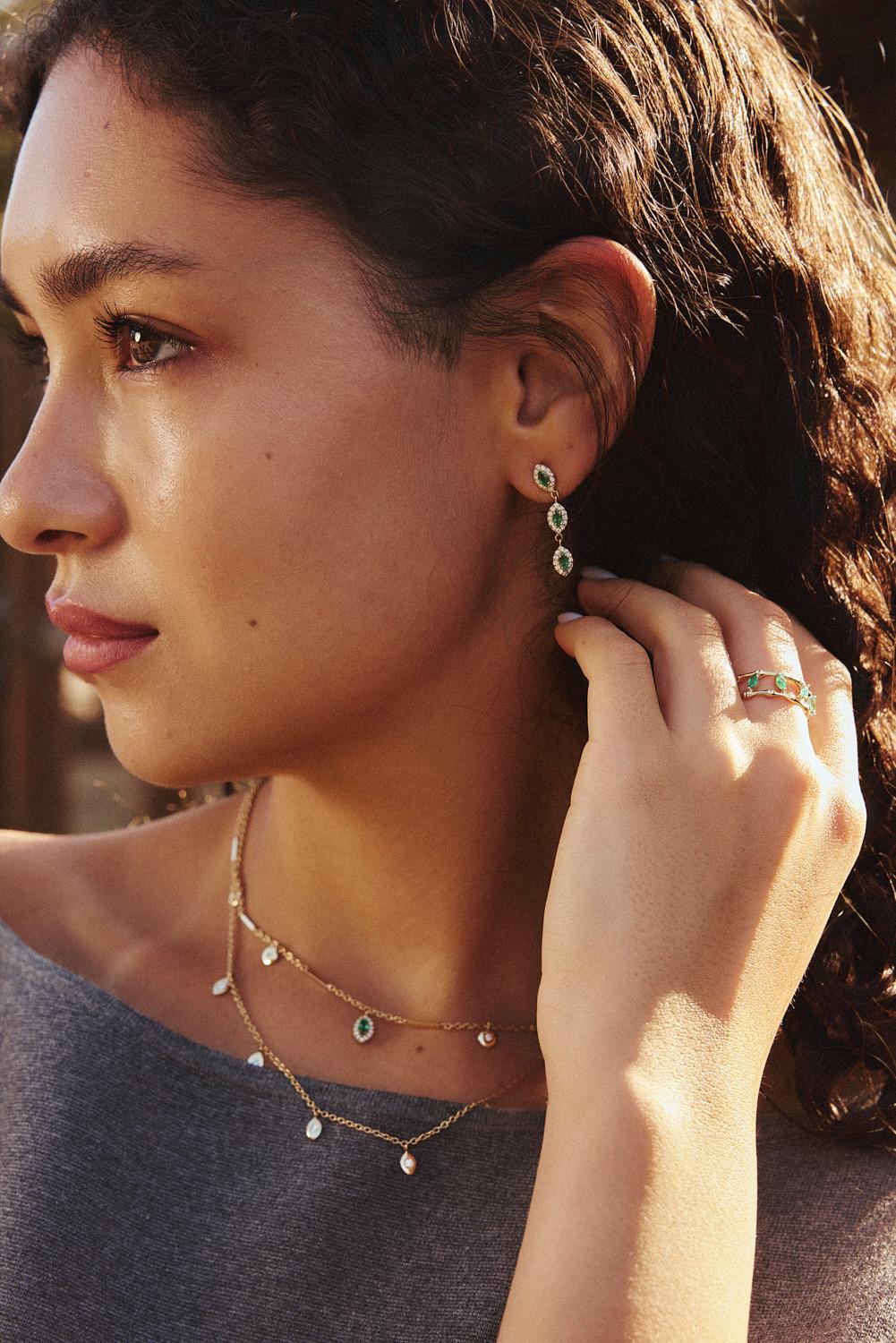 Taglio brillante Collana a catena con occhio di diamante in vendita