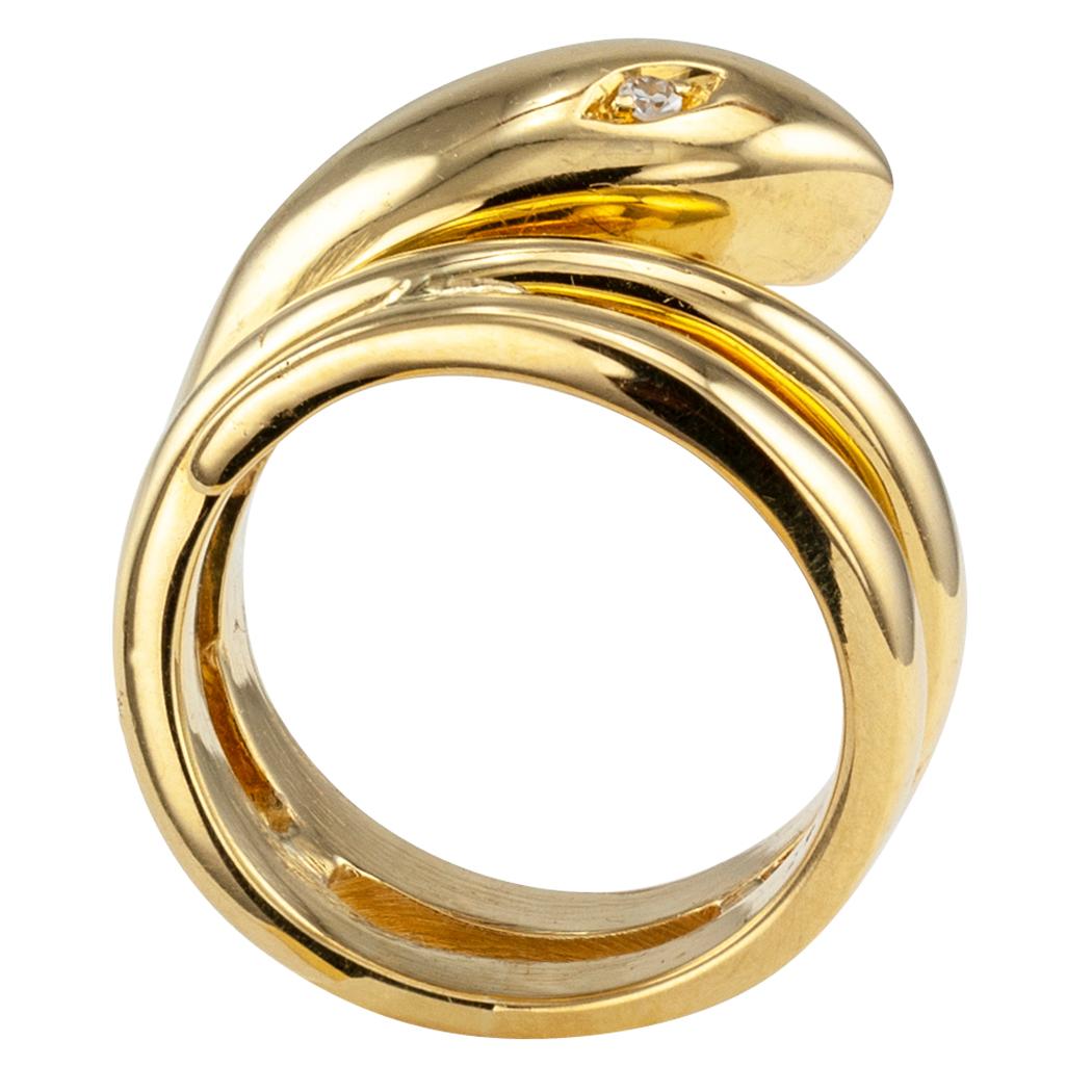 Diamond Eyes Snake Gold Ring In Good Condition In Los Angeles, CA