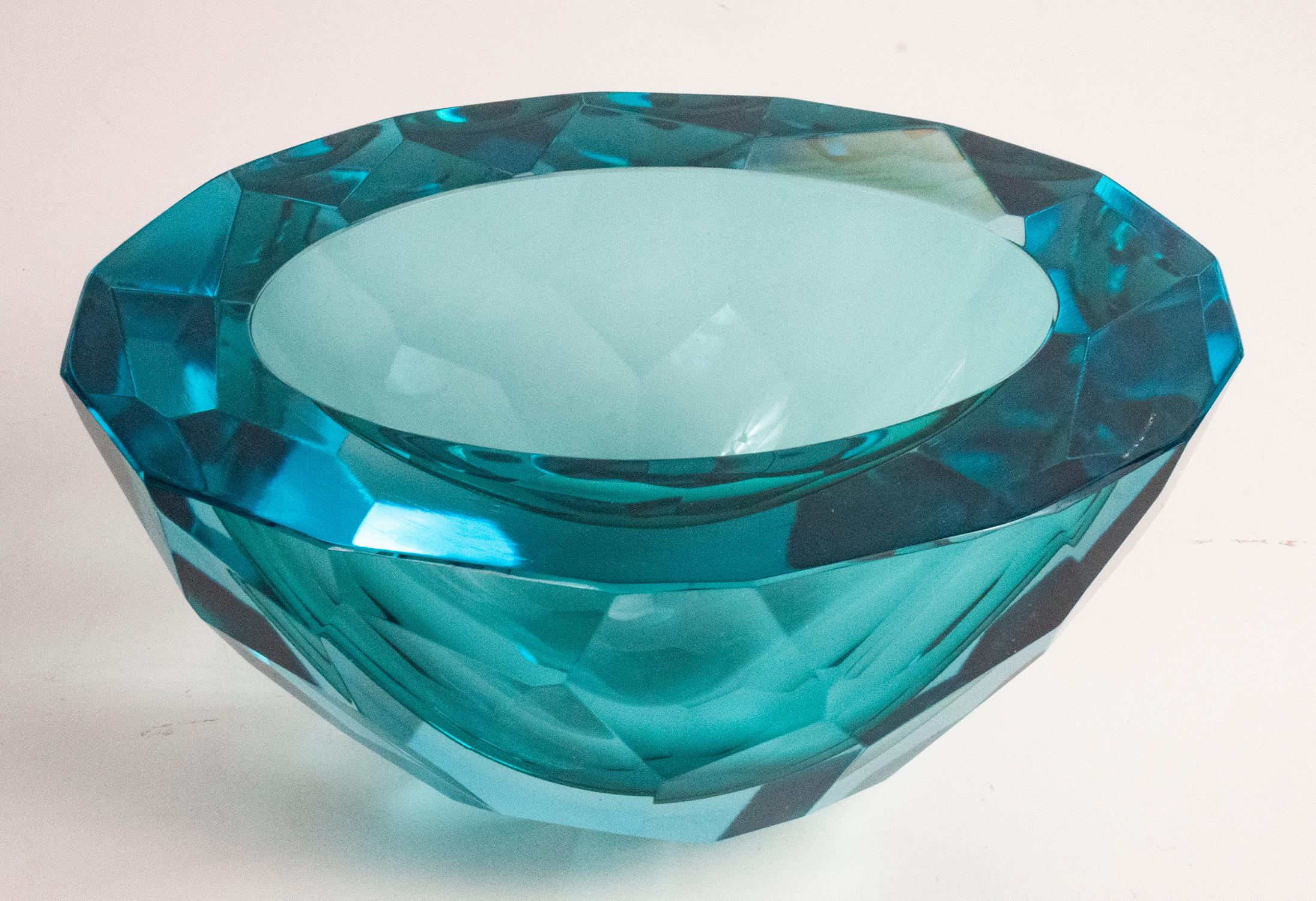 Diamond Faceted Murano Blue Glass Bowl, 1070s 4