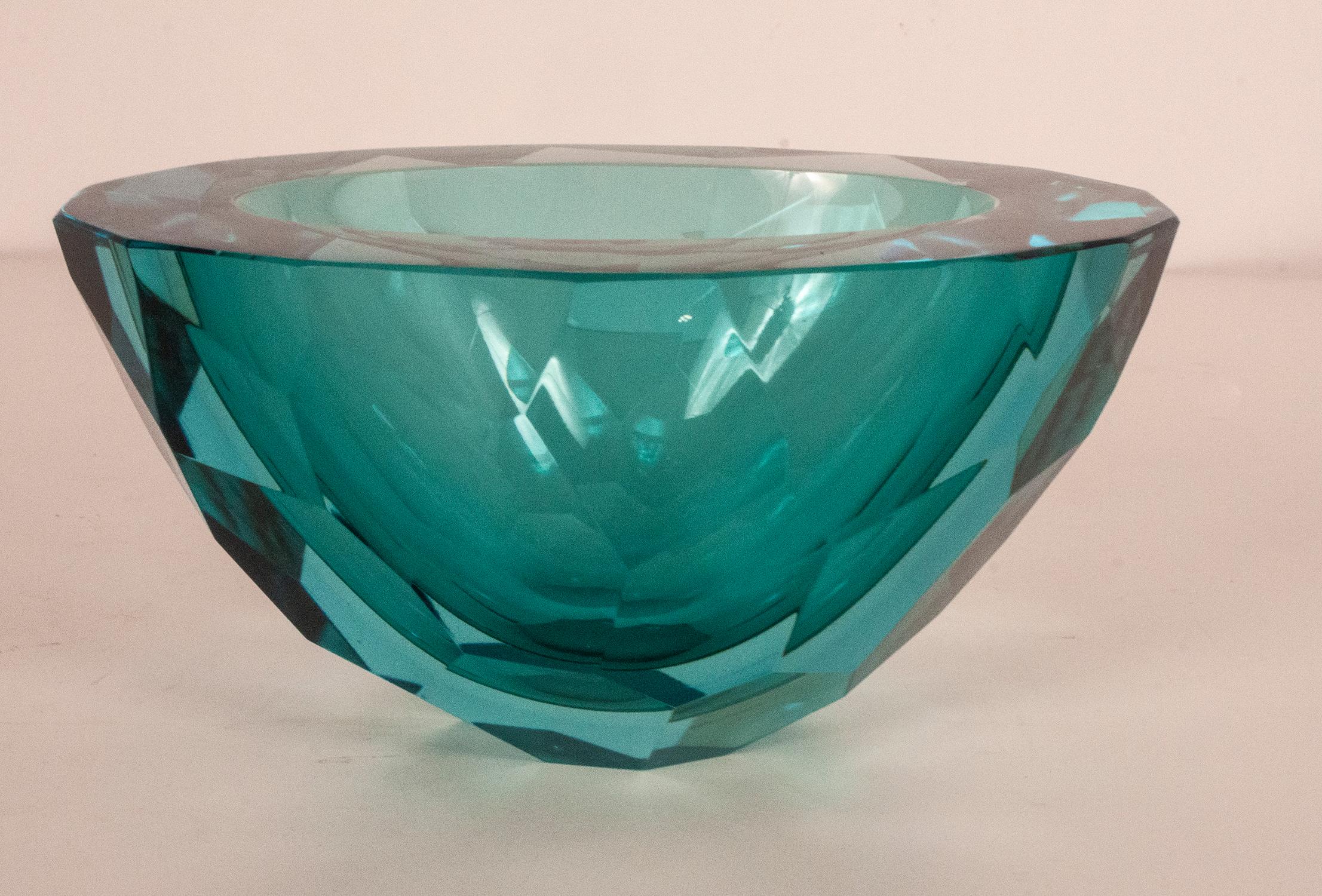 Italian Diamond Faceted Murano Blue Glass Bowl, 1070s