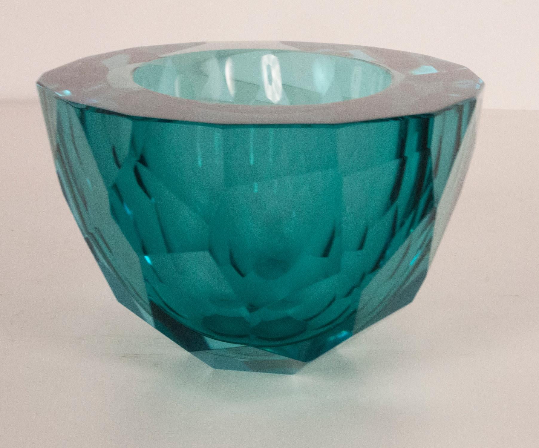 Diamond Faceted Murano Blue Glass Bowl, 1070s In Good Condition In Barcelona, Cataluna