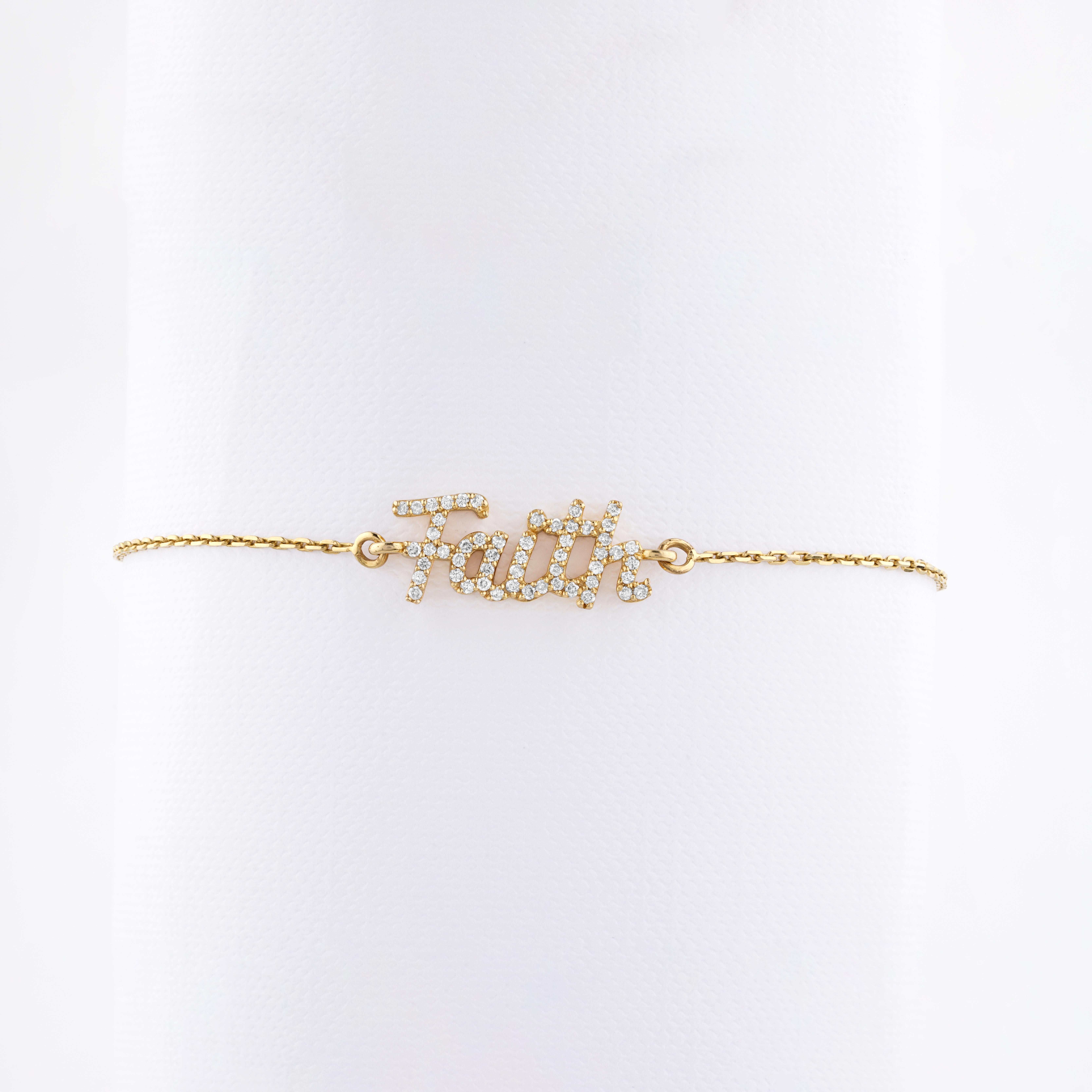 Bracelet breloque Faith en or massif 18 carats et diamants Pour femmes en vente