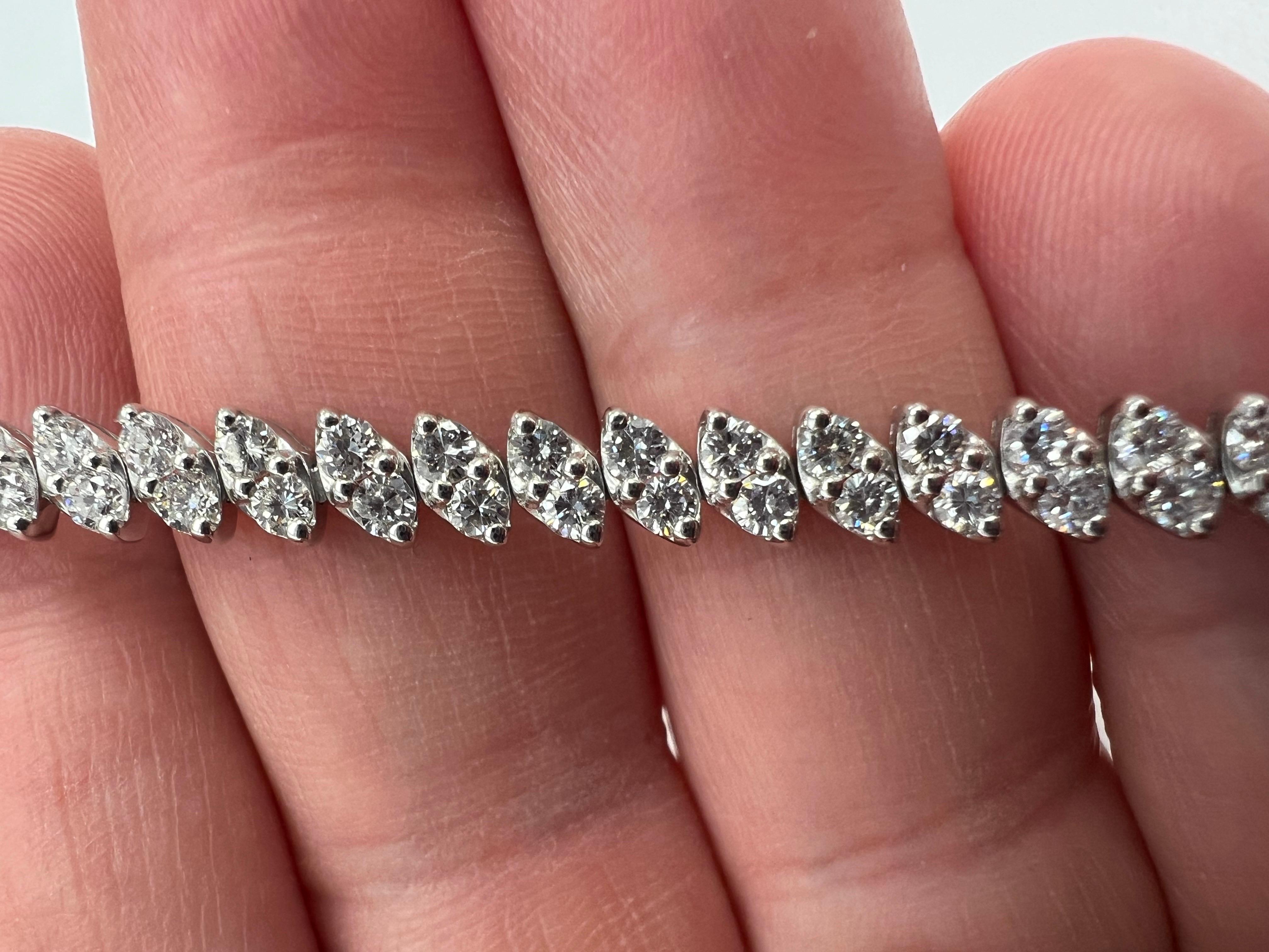 Diamond Fashion Bracelet in 14k White Gold with Natural Full Cut Diamonds For Sale 1