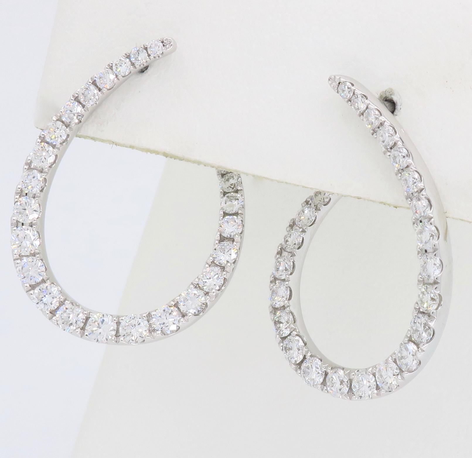Diamond Fashion Earrings in 18 Karat White Gold In New Condition In Webster, NY
