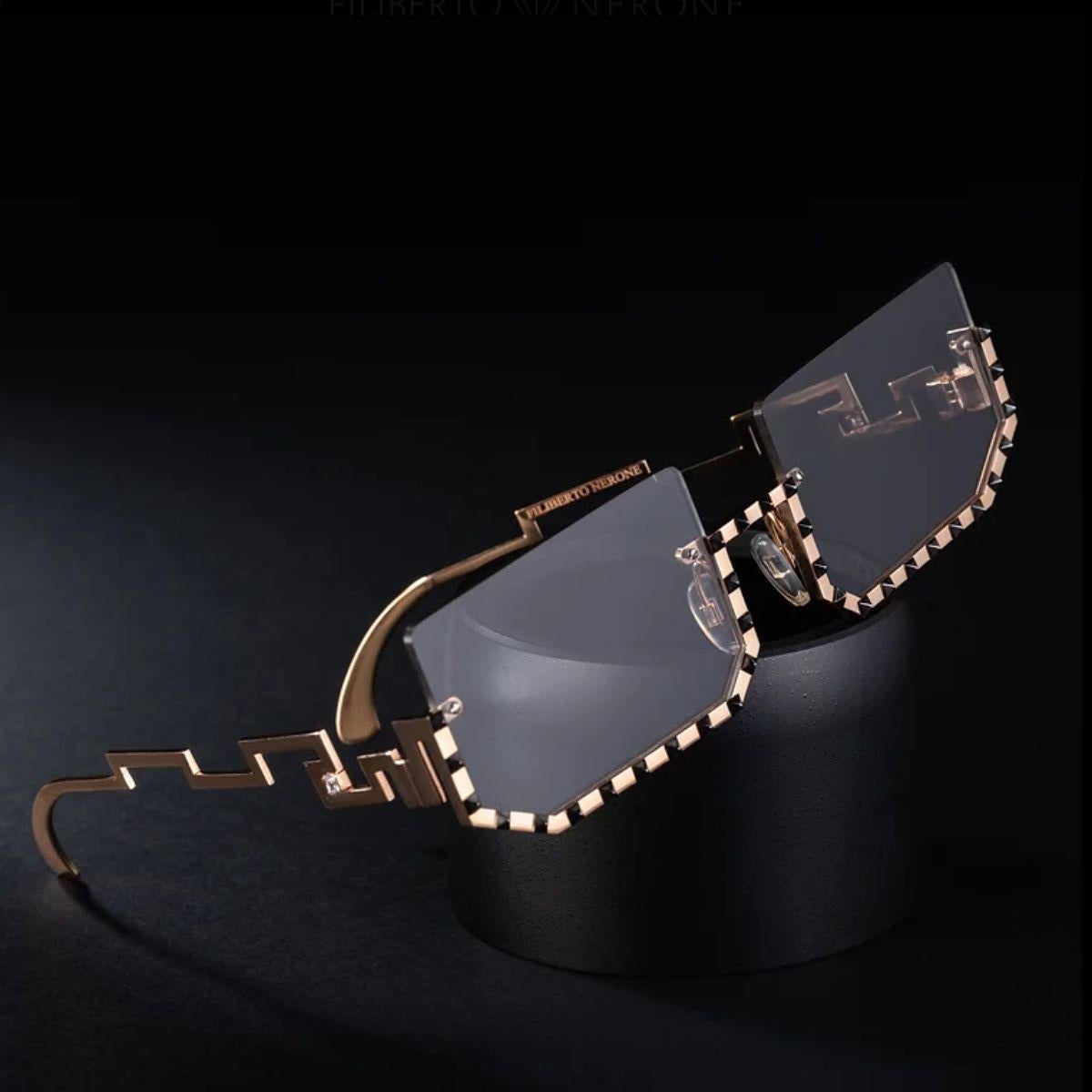 Brilliant Cut Diamond Fashion Geometric High-End Sunglasses in 18kt Rose Gold For Sale